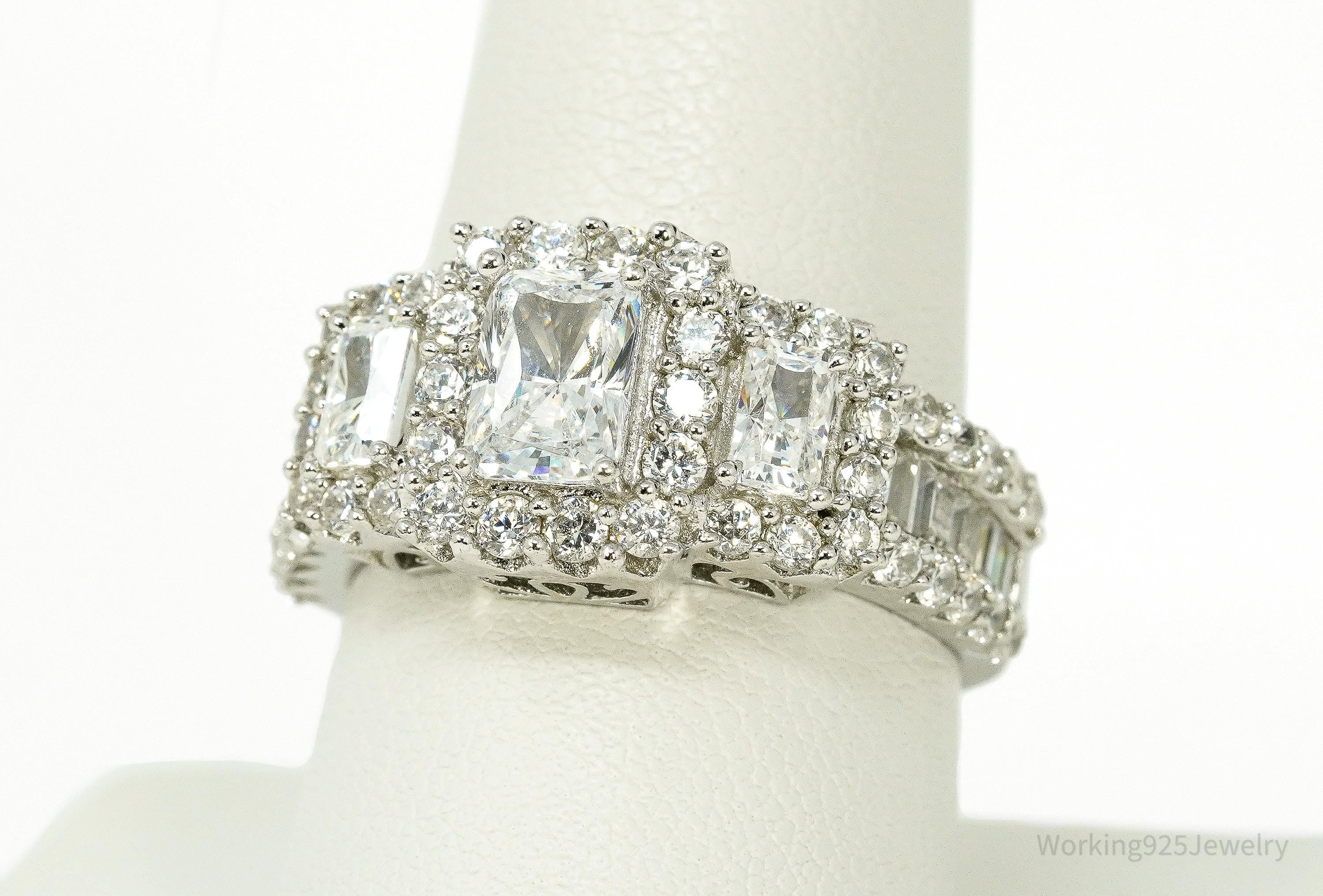 Vintage Cubic Zirconia Sterling Silver Ring Size 9