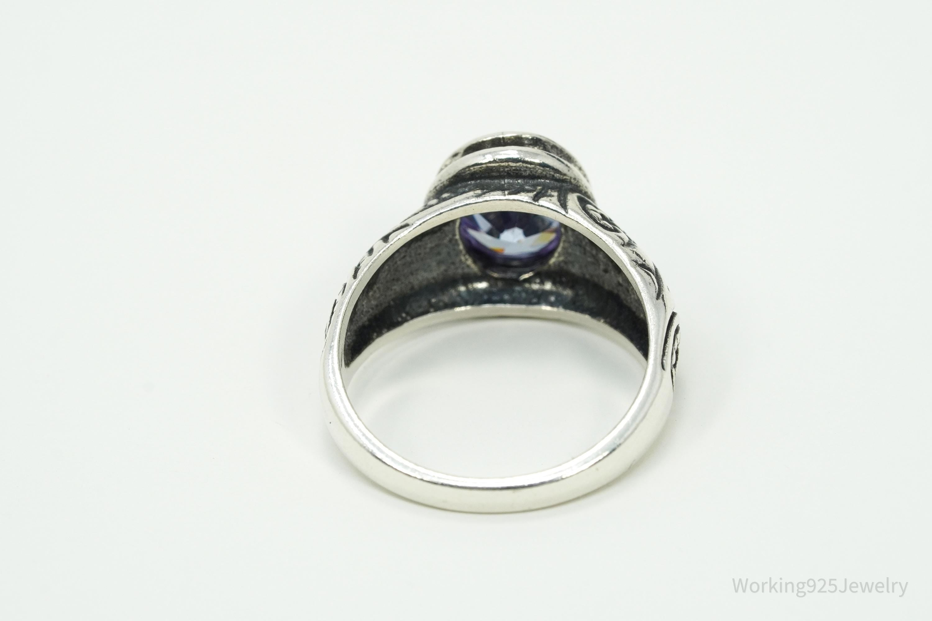 Vintage Purple Cubic Zirconia Sterling Silver Ring - Size 8
