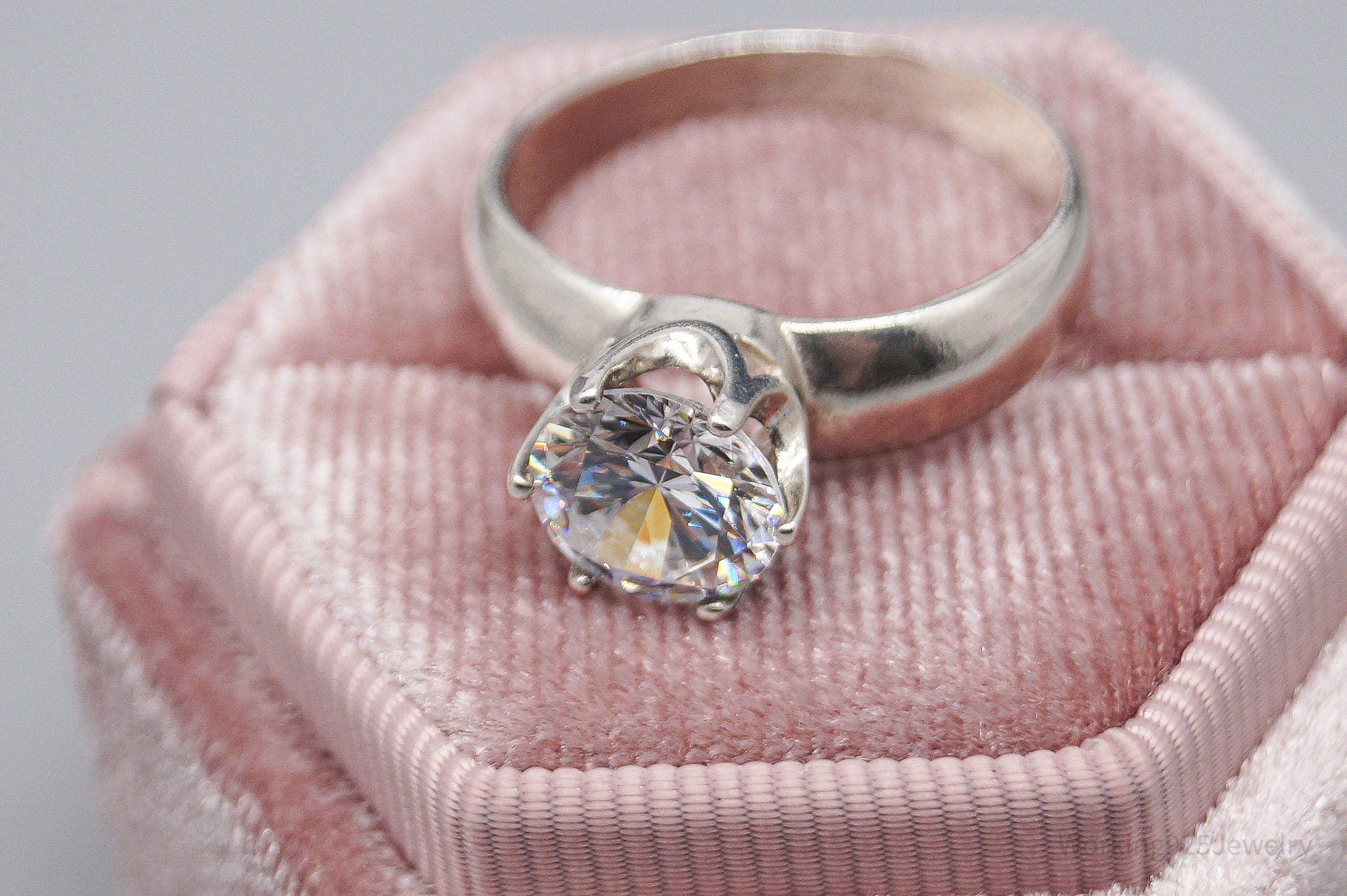 Vintage Large Cubic Zirconia Sterling Silver Polish Ring - Size 7.75