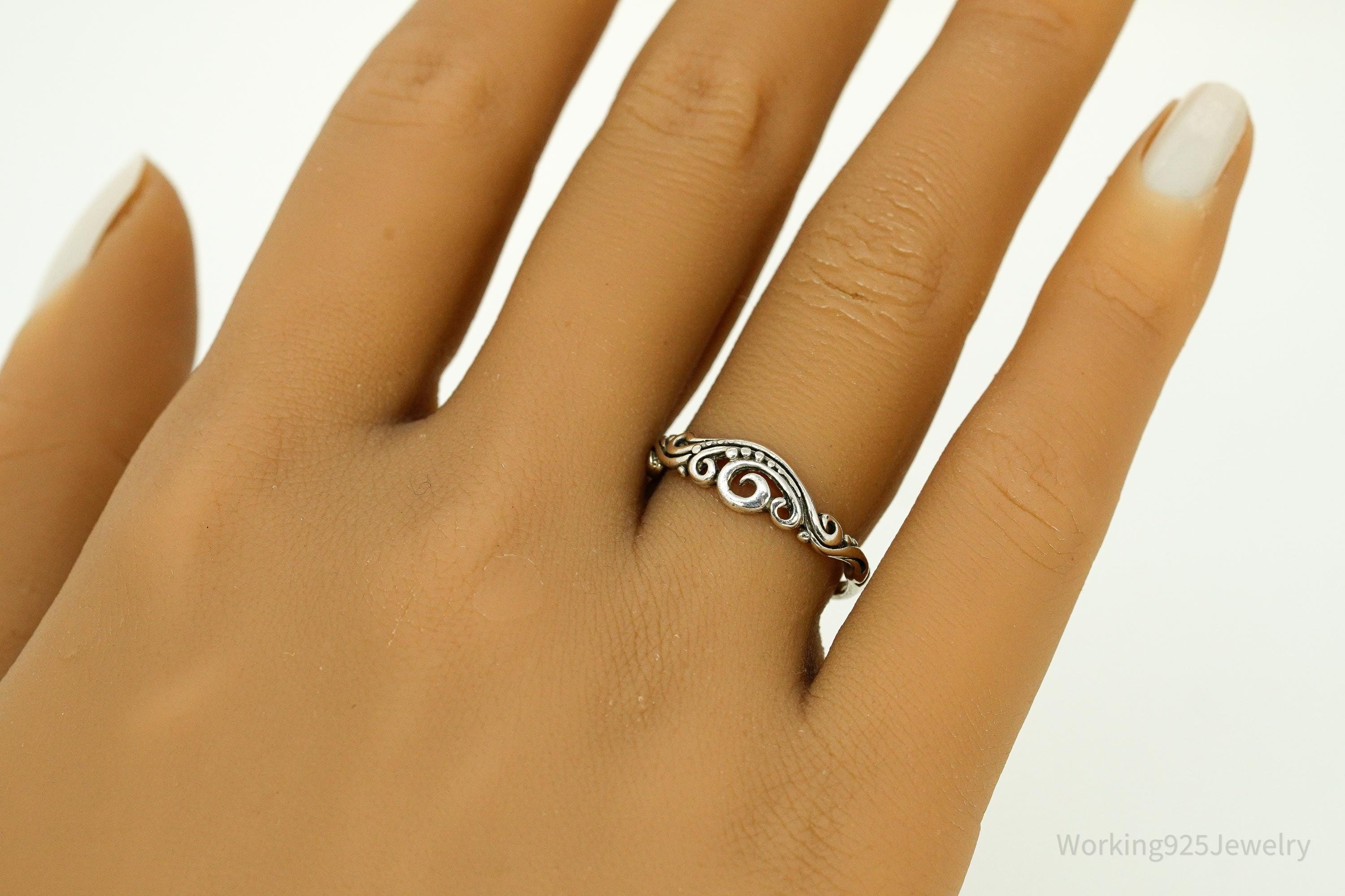 Vintage Art Deco Style Sterling Silver Ring - Size 7.75