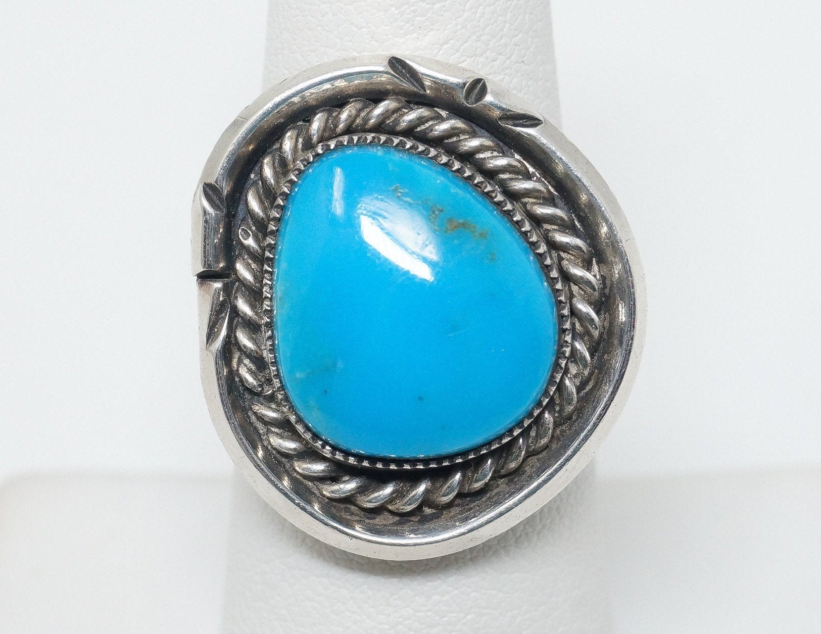 Vintage Native American Turquoise Unsigned Sterling Silver Ring - Sz 6.75