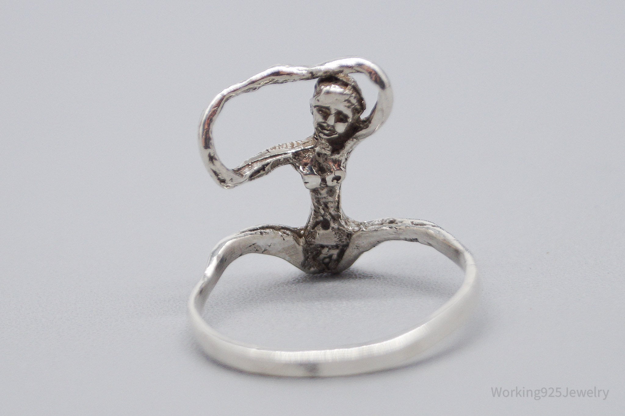 Vintage Woman Sterling Silver Ring - Size 7.75