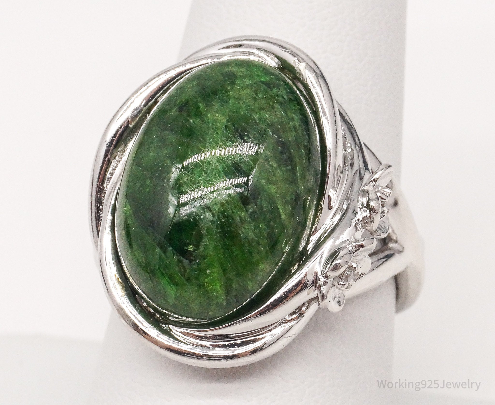 Vintage Natural Green Chrome Diopside Cubic Zirconia Sterling Silver Ring SZ 8.5