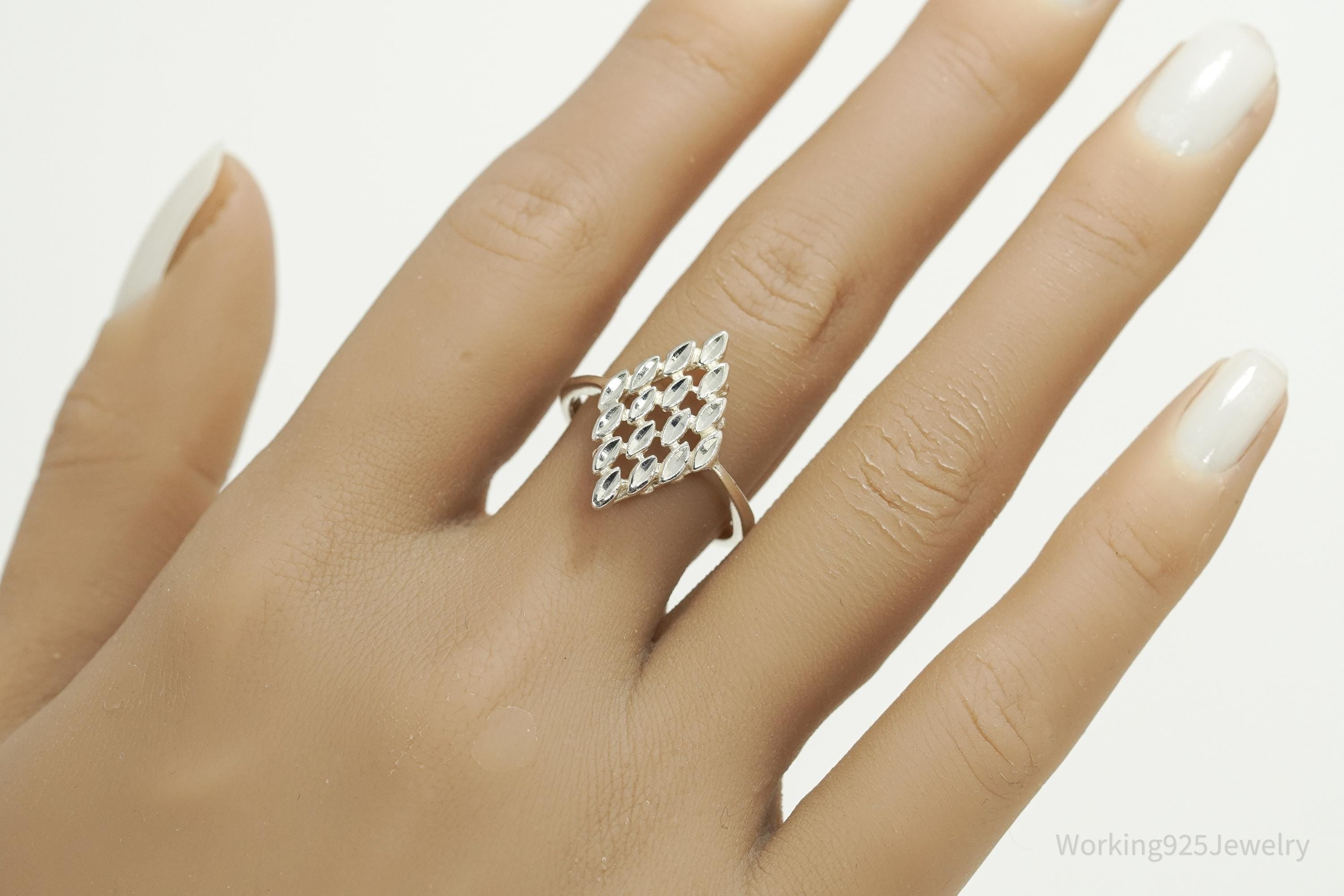 Vintage Diamond Cut Style Sterling Silver Ring - Size 9.25