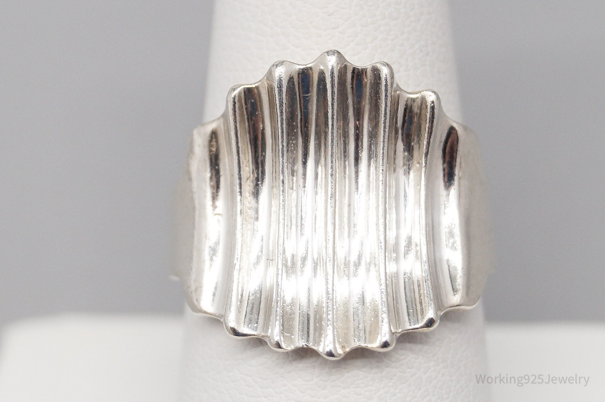 Vintage Modernist Puffy Ribbed Style Sterling Silver Ring - Size 9