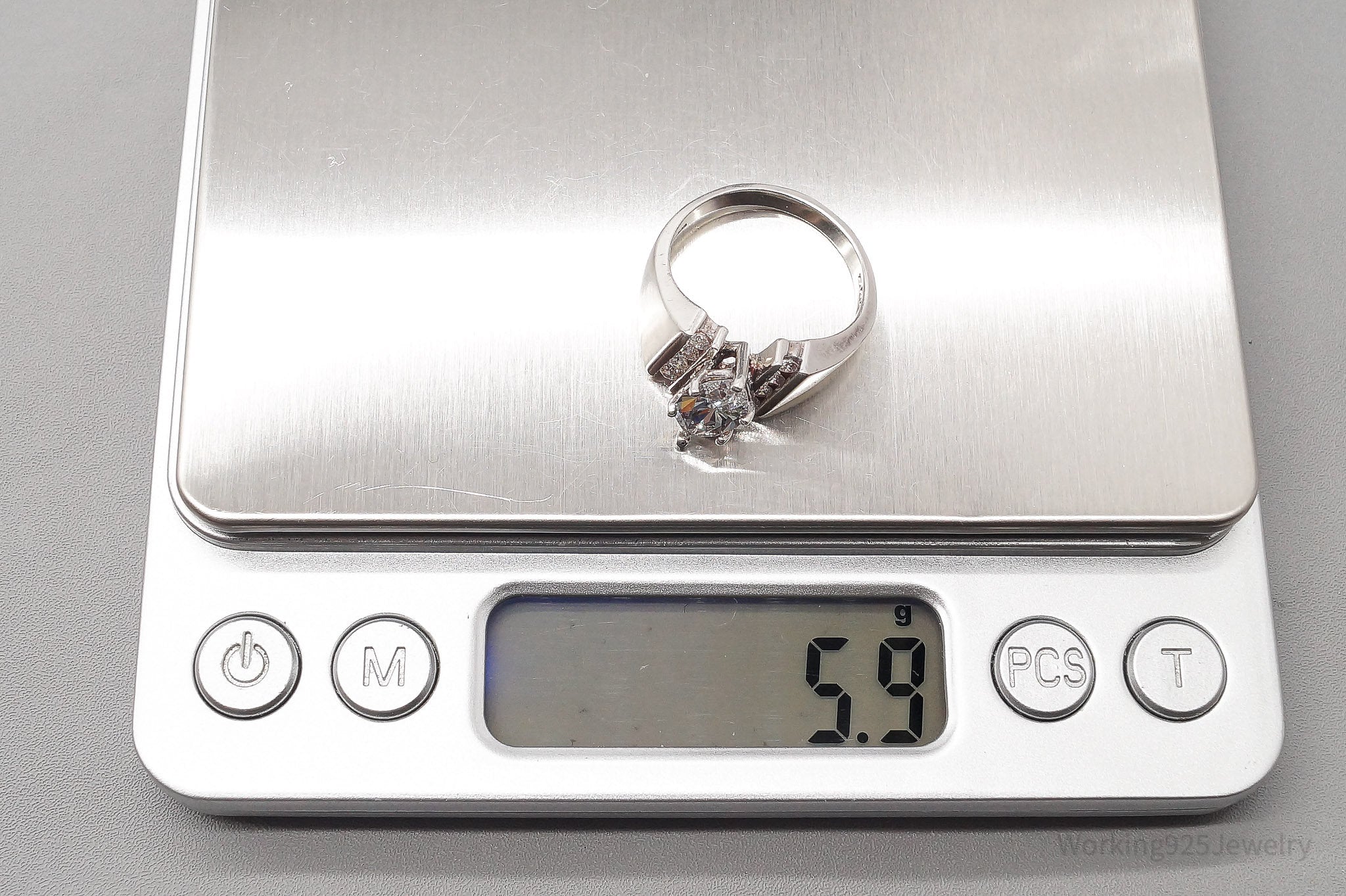 Vintage Diamonique Cubic Zirconia Sterling Silver Ring - Size 8