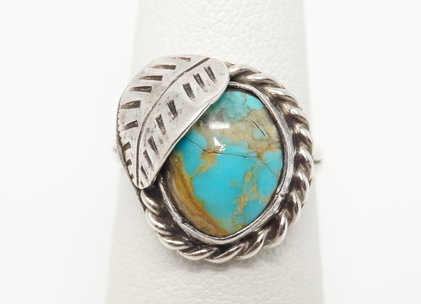 Vintage Native American Turquoise Unsigned Sterling Silver Ring - Sz 5.25