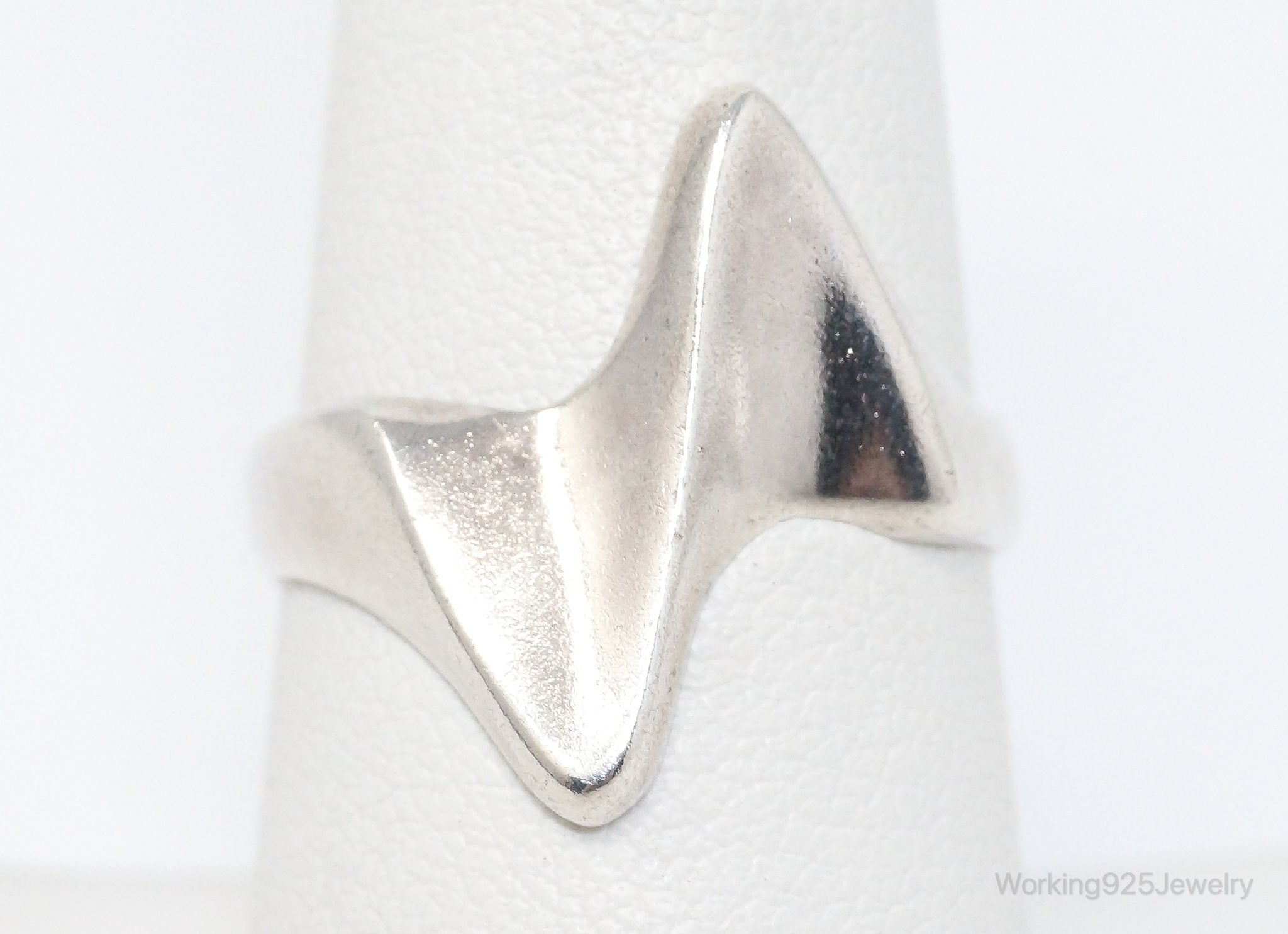 Vintage Modernist Style Wave Minimalist Sterling Silver Ring - Size 8