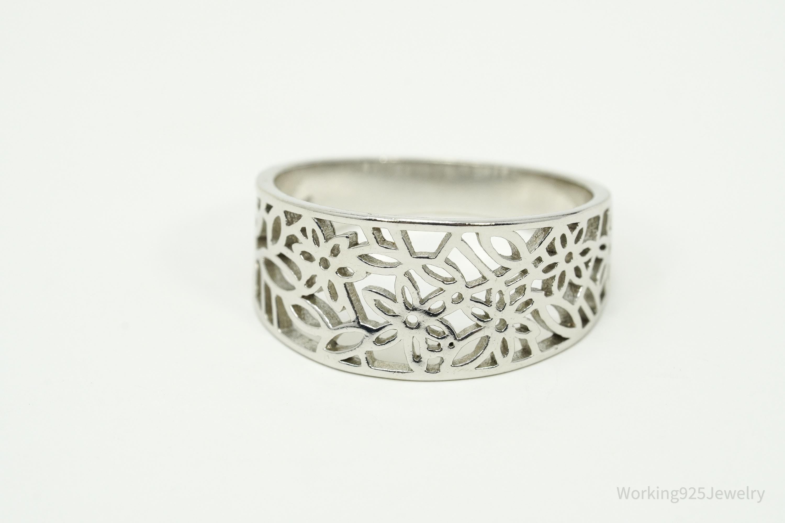 Vintage Cut Out Flowers Design Sterling Silver Ring - Size 8.75