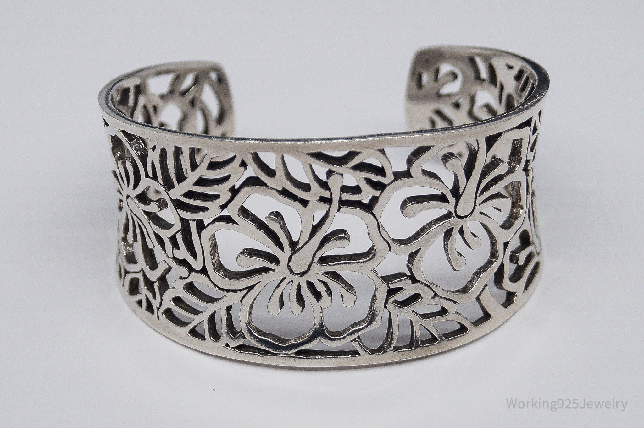 Vintage Cutout Floral Pattern Sterling Silver Cuff Bracelet 6.5"