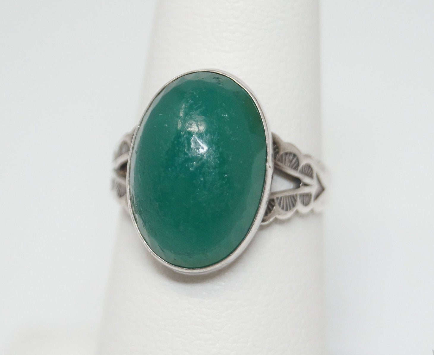 Vtg Native American Green Onyx Unsigned Sterling Silver Ring - Sz 6.5