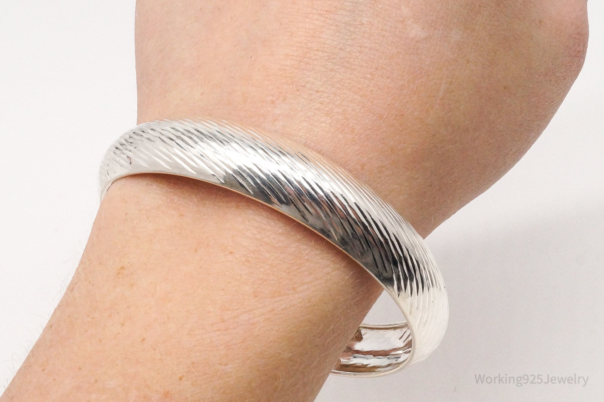 Vintage Italian Designer LIRM Textured Sterling Silver Bracelet