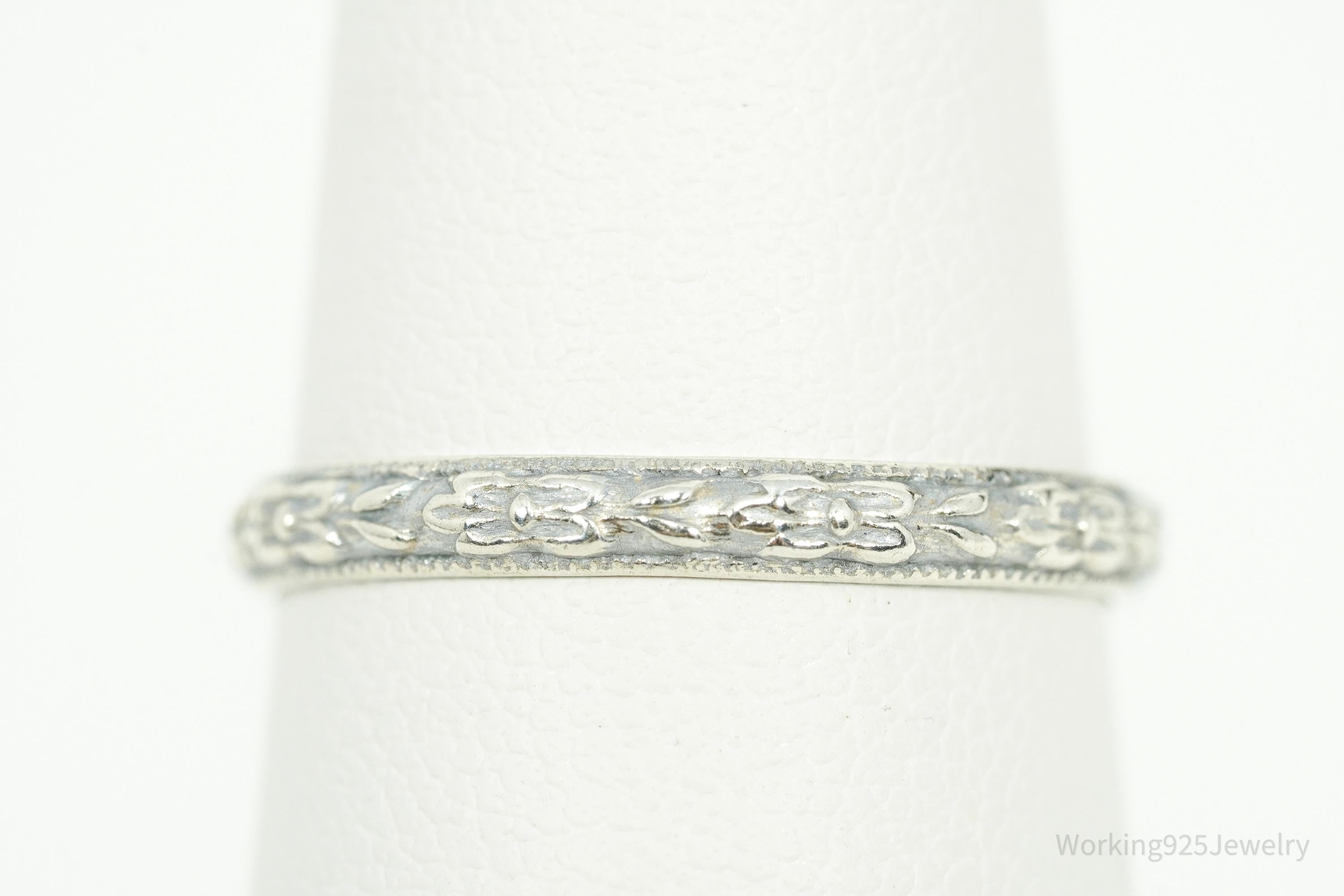 Antique Uncas MFG Co Flowers Pattern Sterling Silver Band Ring - Size 6.25