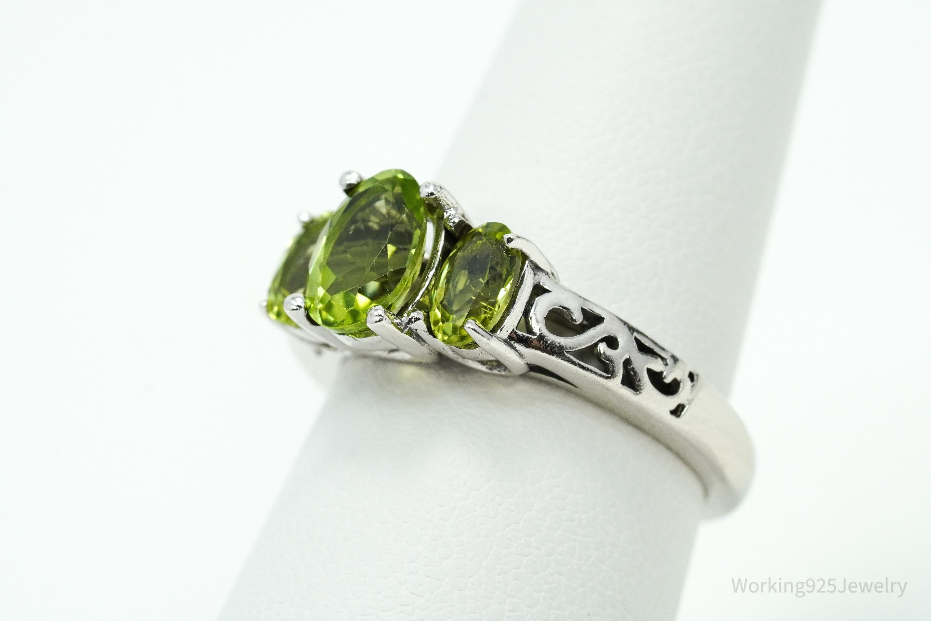 GSK Peridot Sterling Silver Ring - Size 7