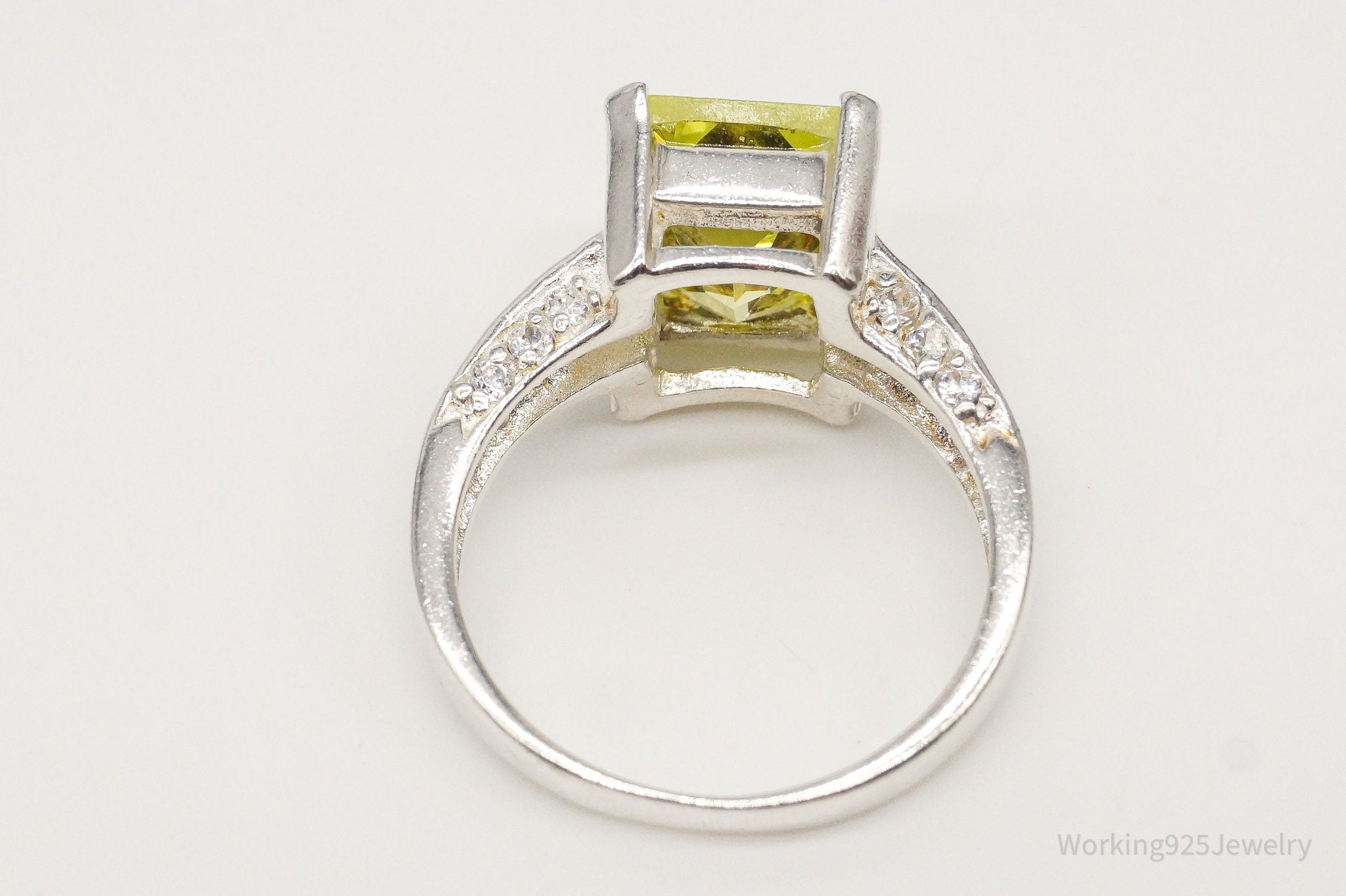 Vintage Peridot Cubic Zirconia Sterling Silver Ring - Size 8