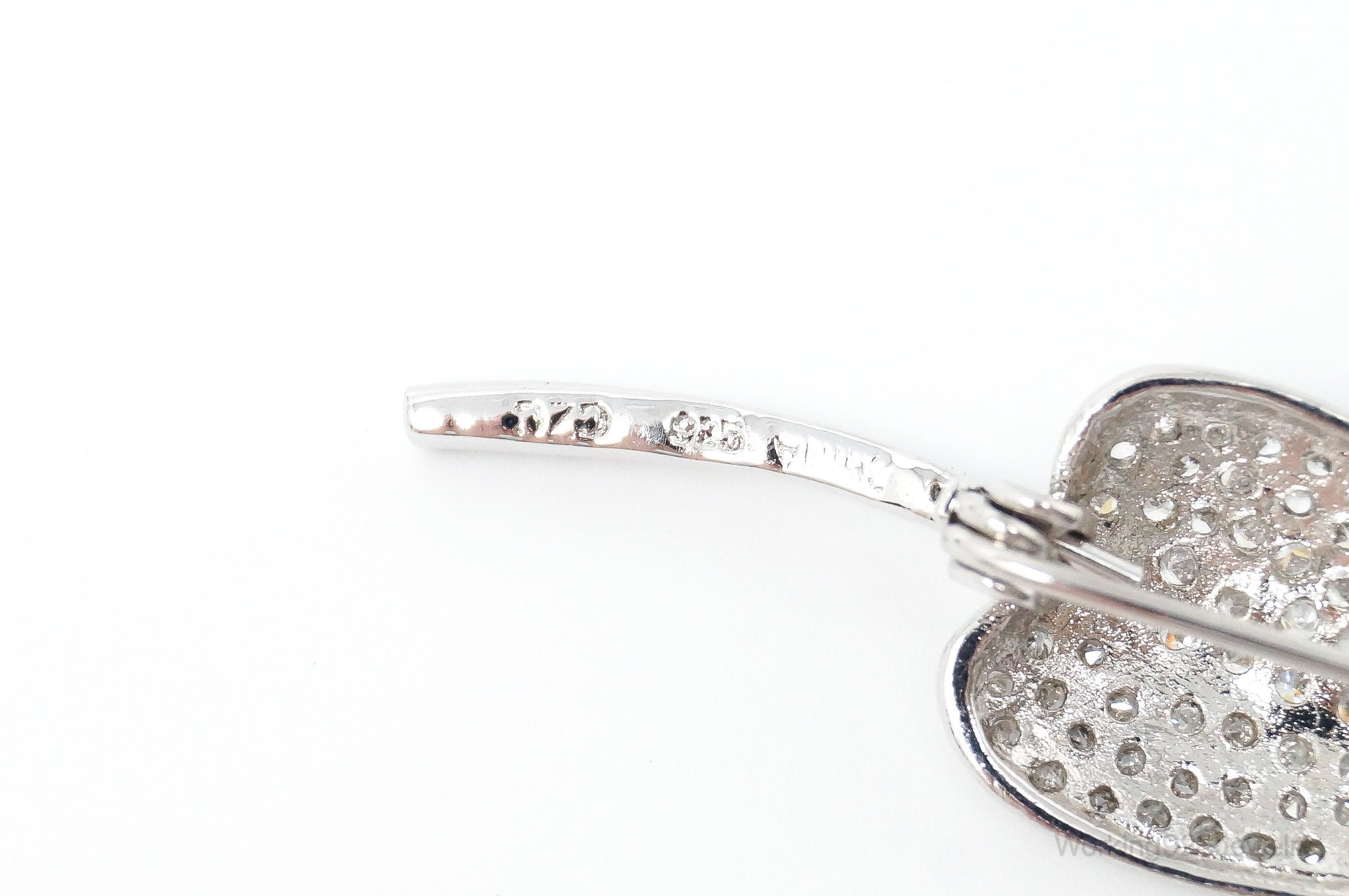 Vintage Cubic Zirconia Leaf Sterling Silver Brooch Pin