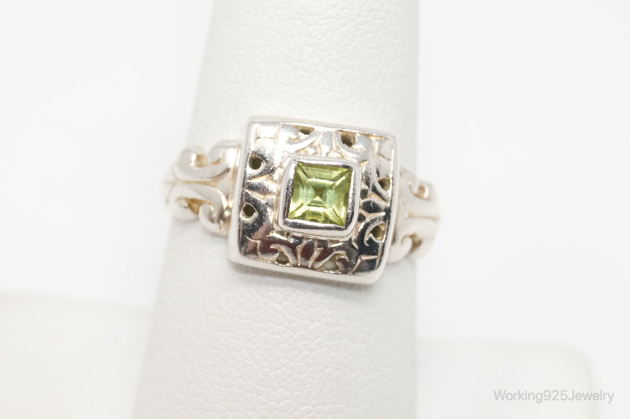 Vintage Peridot Scroll Sterling Silver Ring - Sz 7.75