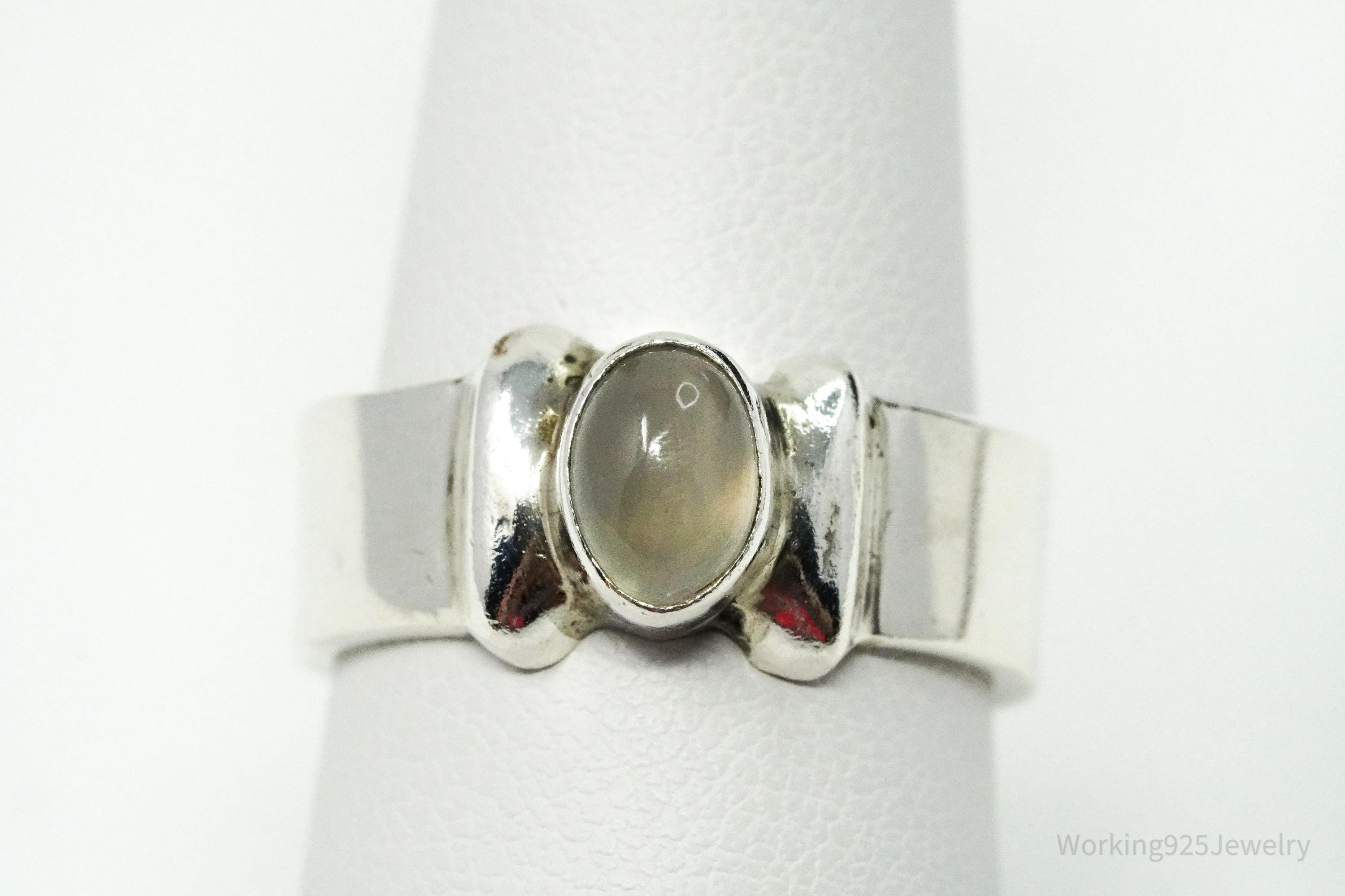 Vintage White Moonstone Sterling Silver Ring - Size 7.5