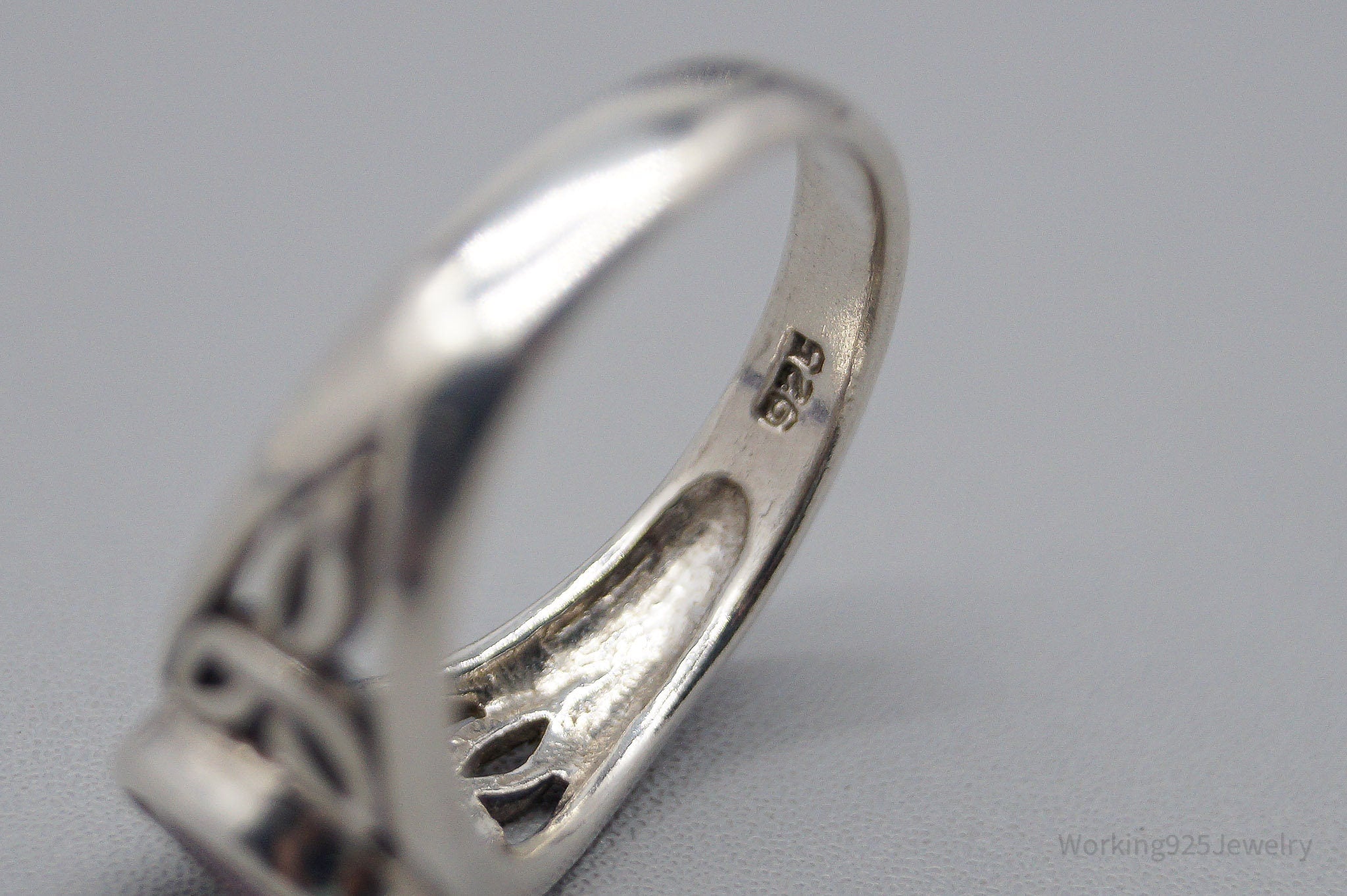 Vintage Amethyst Trinity Celtic Knot Sterling Silver Ring - Size 7