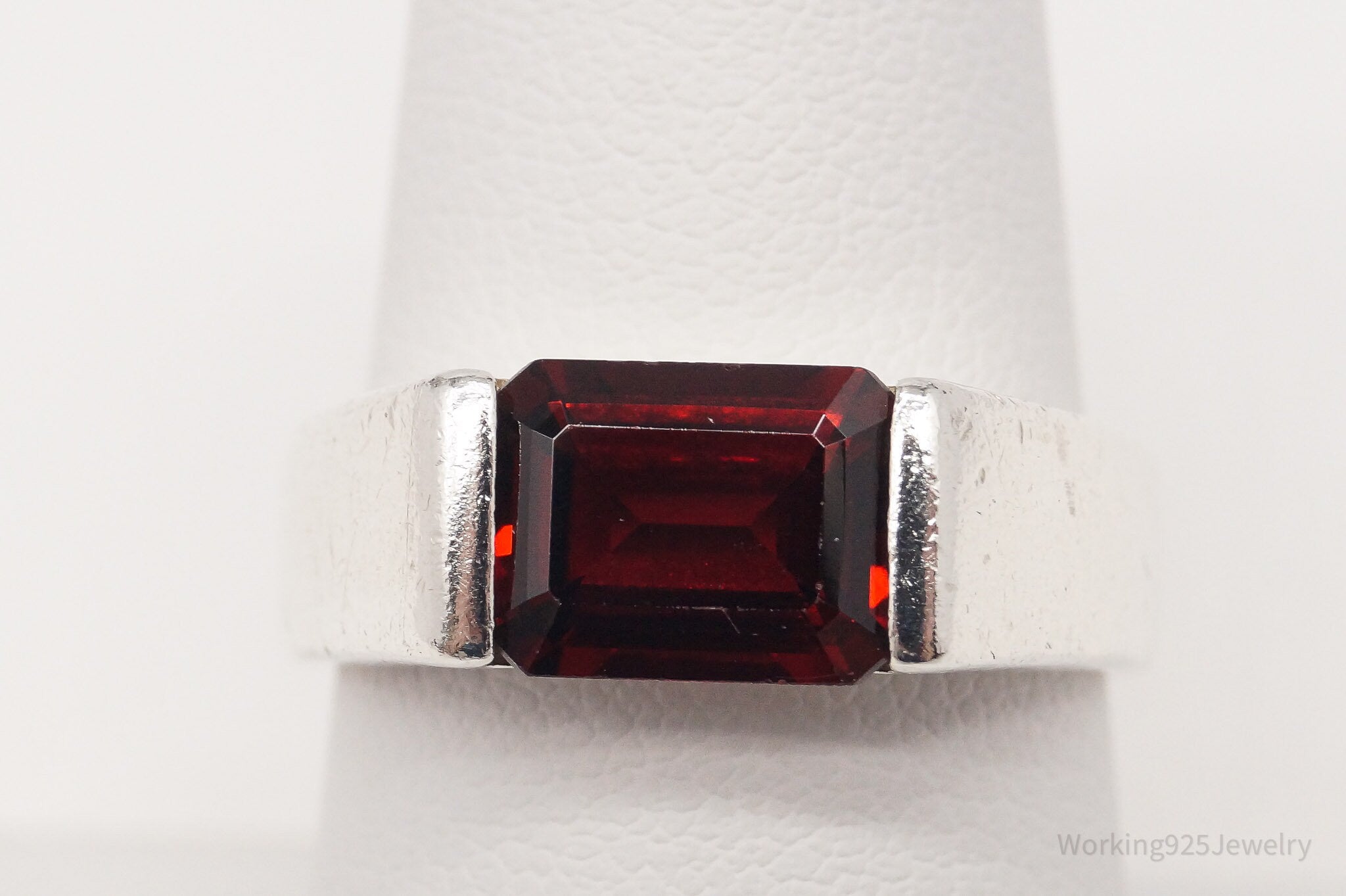 Vintage Garnet Sterling Silver Ring - SZ 8