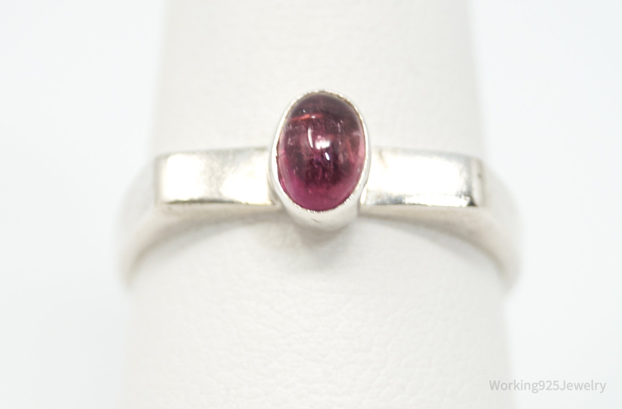 Vintage Modernist Style Garnet Sterling Silver Ring - Size 8