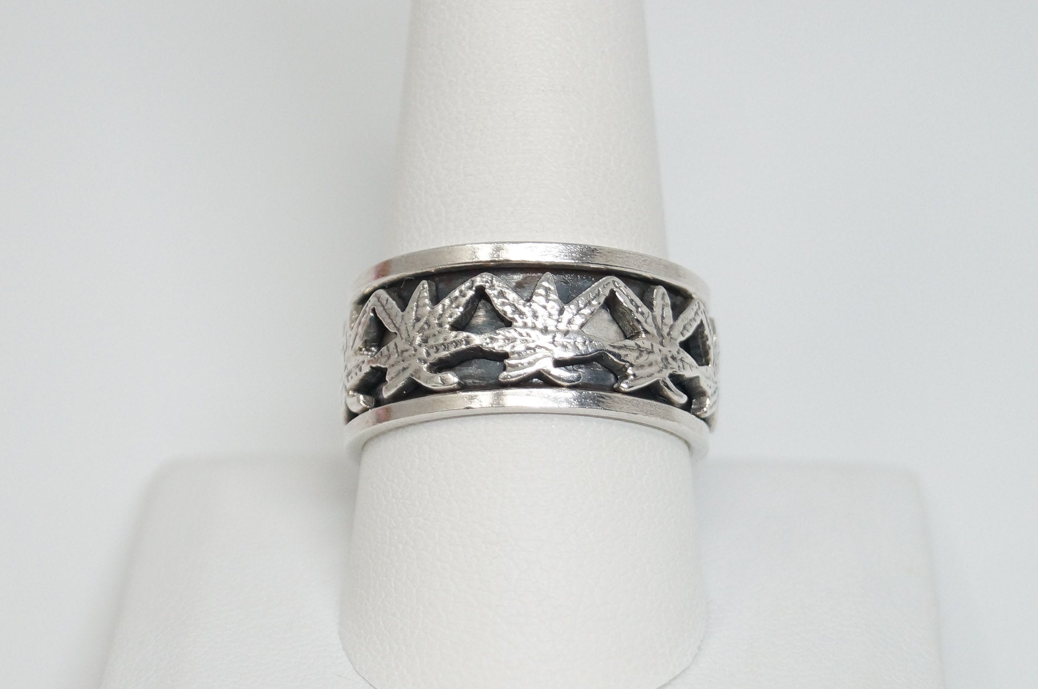 Vintage Plant Medical Marijuana Pot Plant Weed Sterling Silver Ring - Size 10.25