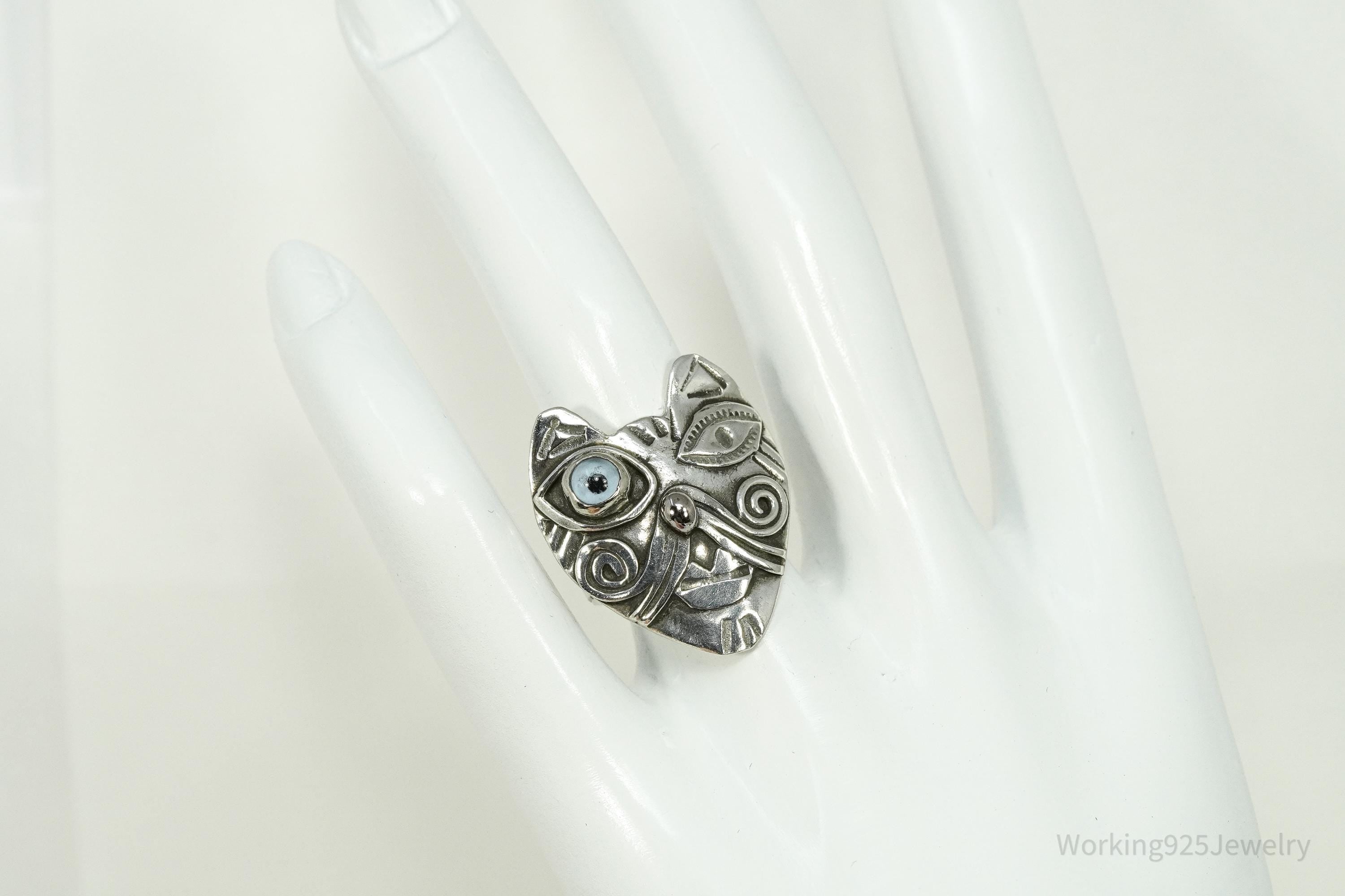Vintage Large Cat Face With Evil Eye Motif Silver Ring - Size 7.5