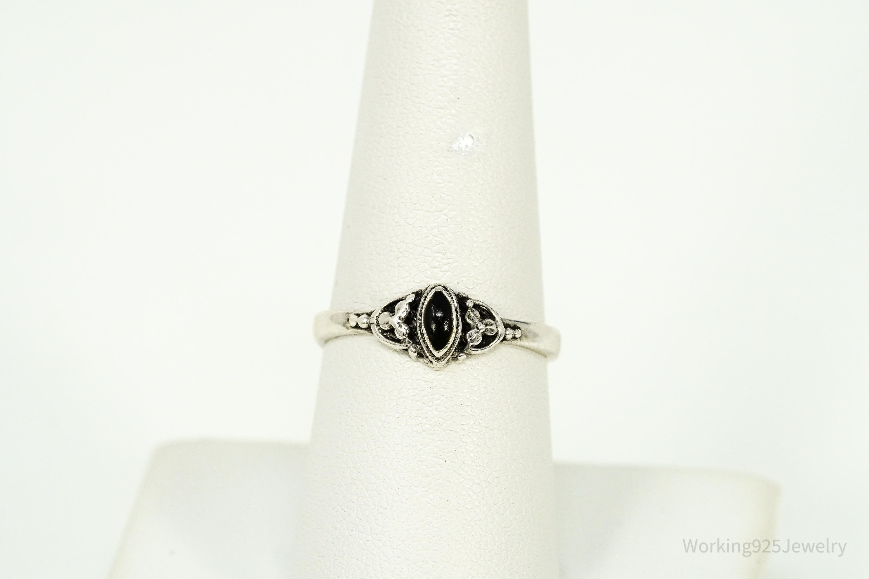 Vintage Black Onyx Sterling Silver Ring - Size 7.75