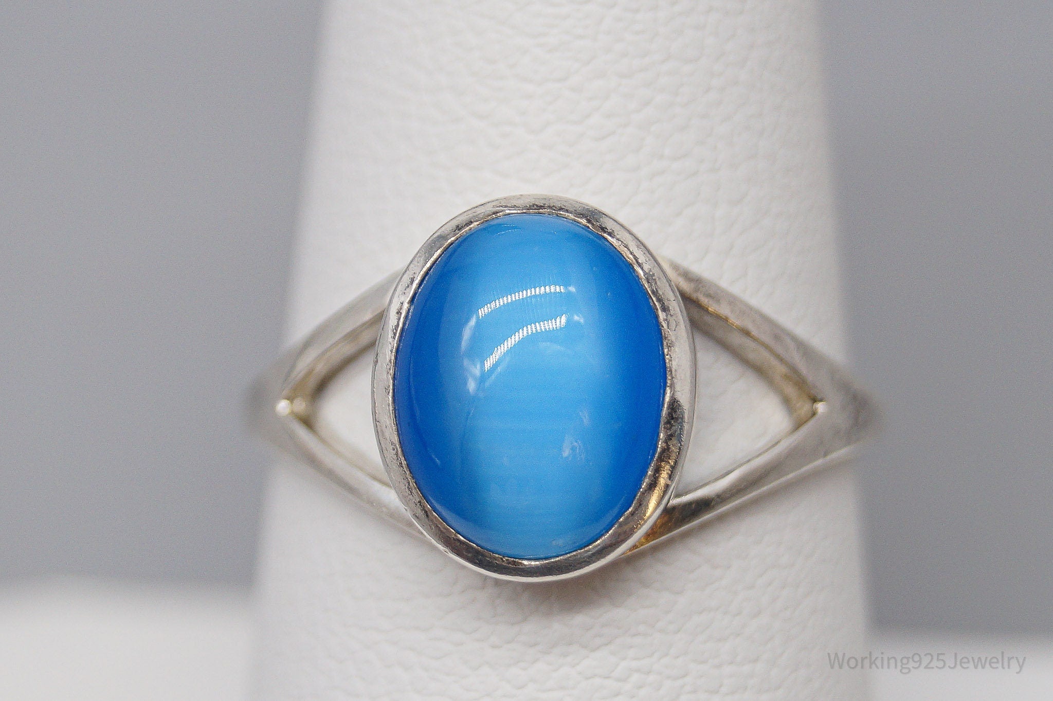 Vintage Blue Cats Eye Sterling Silver Ring - Size 8