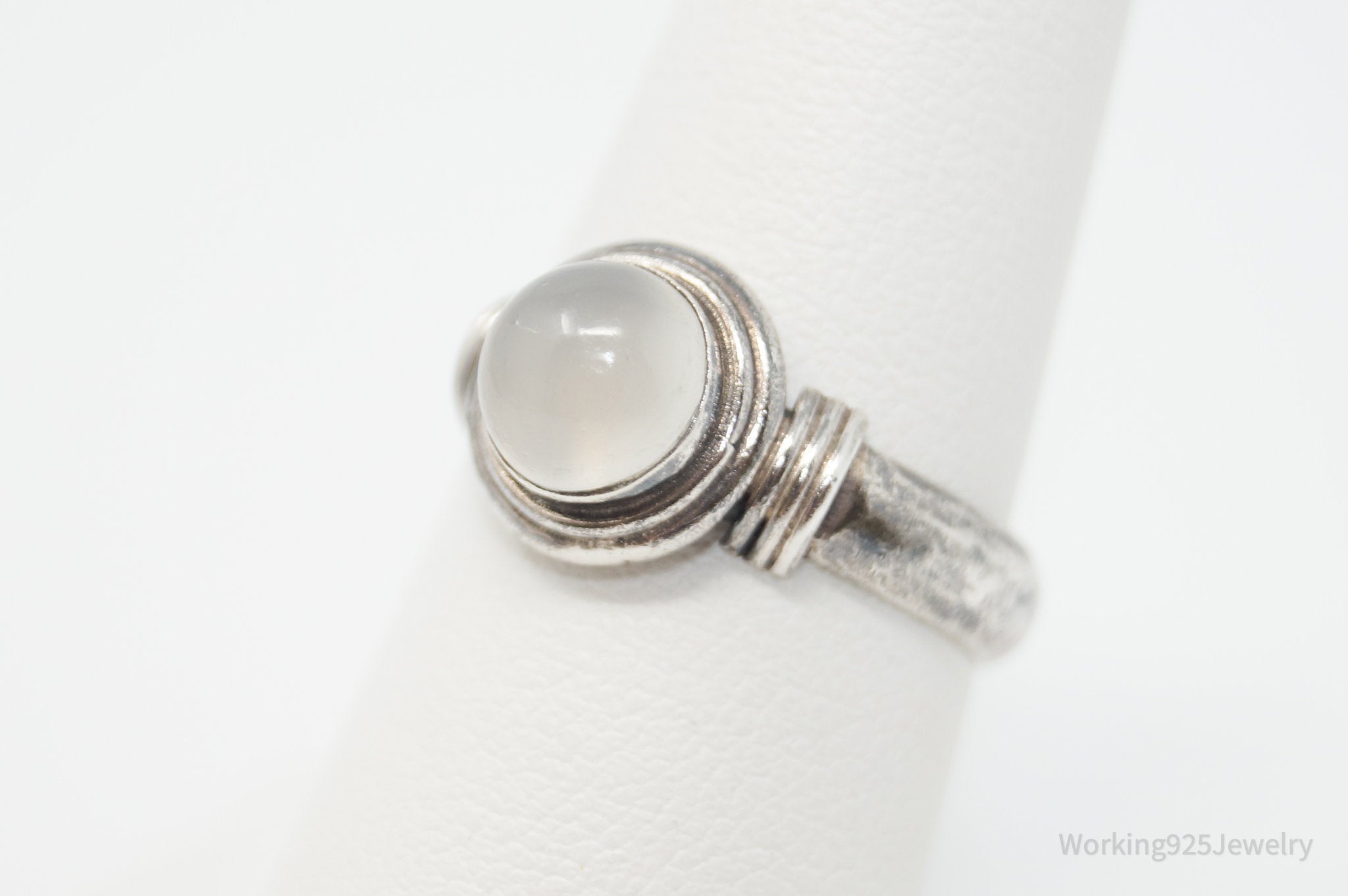 Vintage White Moonstone Sterling Silver Ring - Size 7