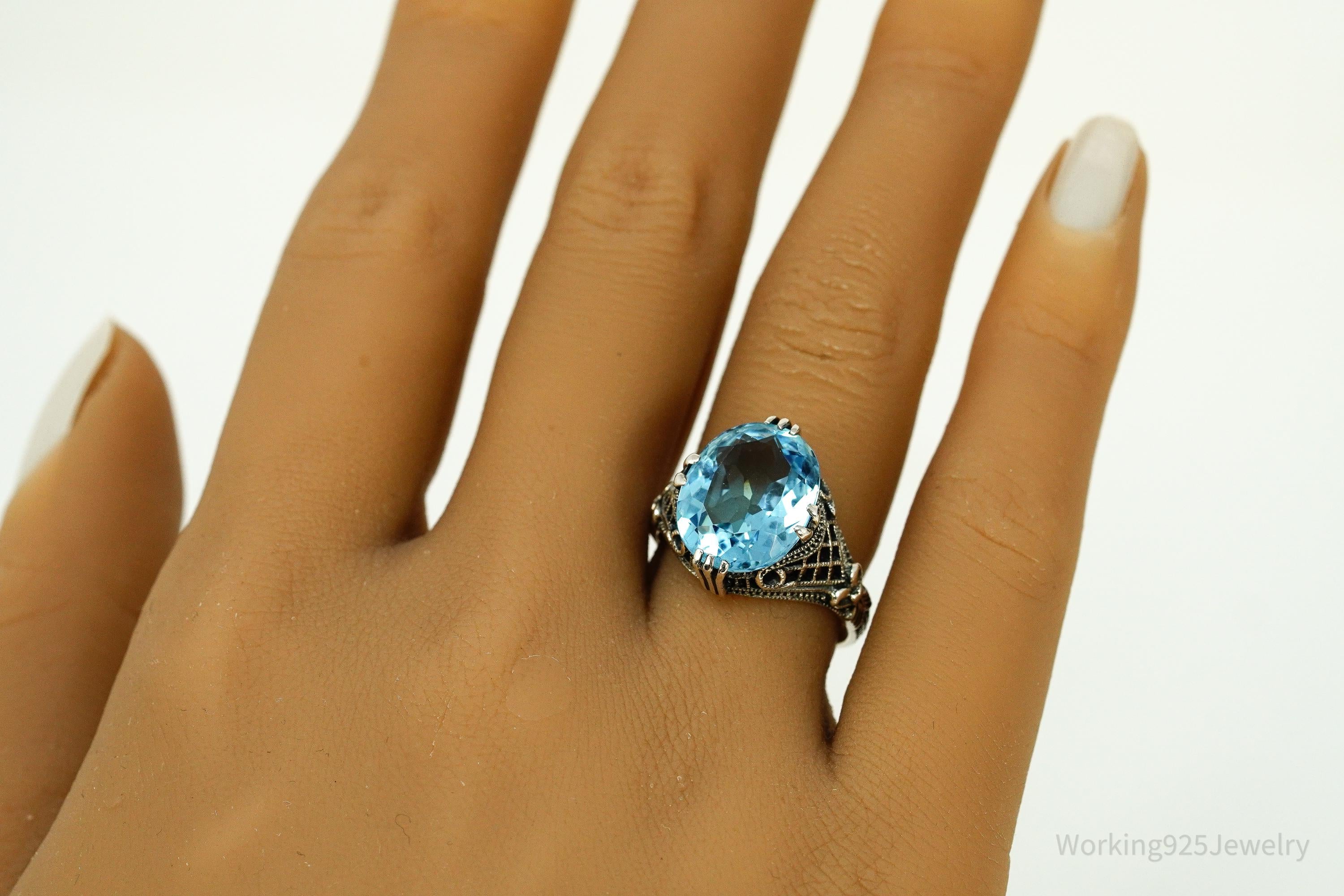 Vintage Blue Topaz Sterling Silver Ring - Size 7.75