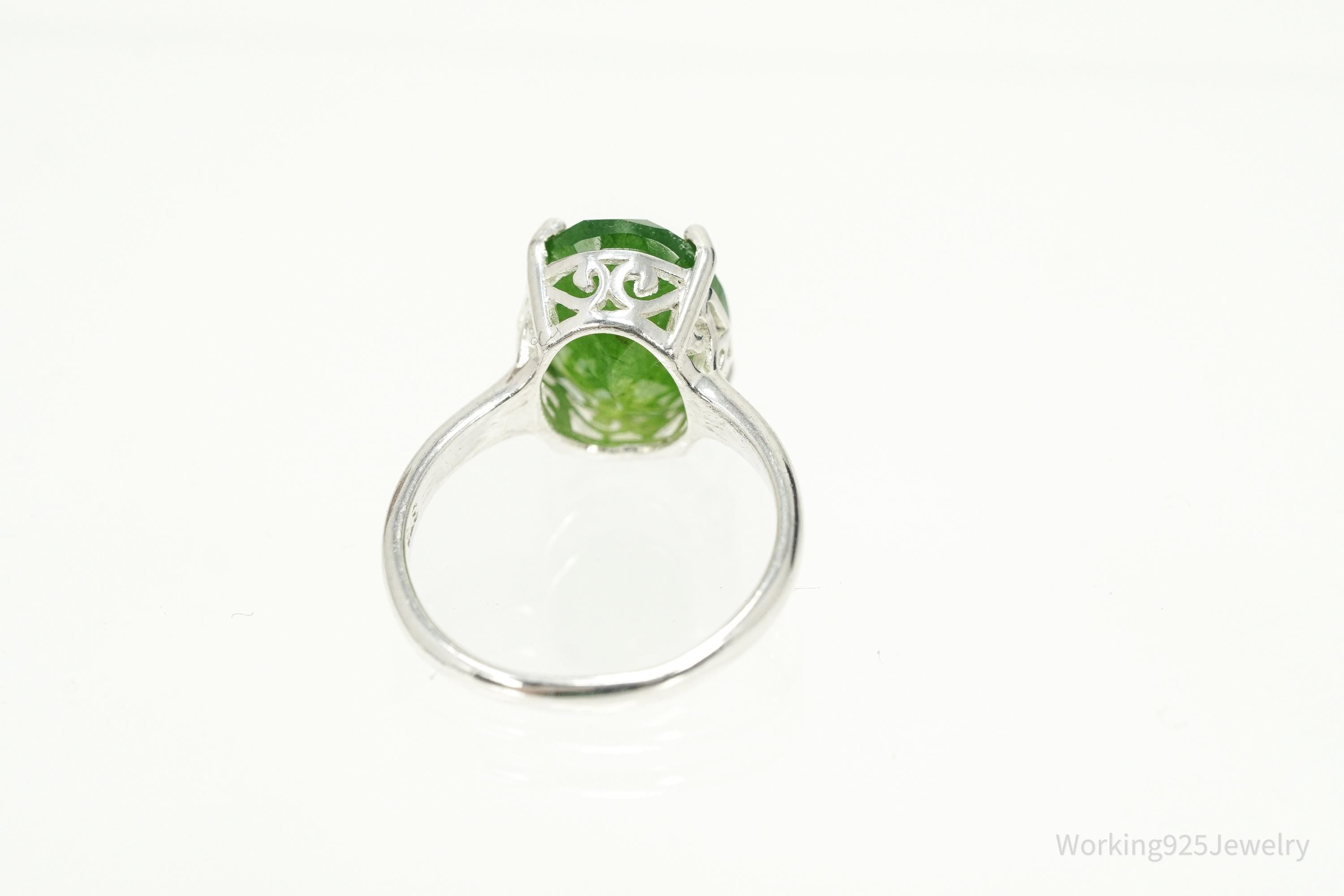 Vintage Oval Solitaire Emerald Sterling Silver Cocktail Ring – Size 7.25
