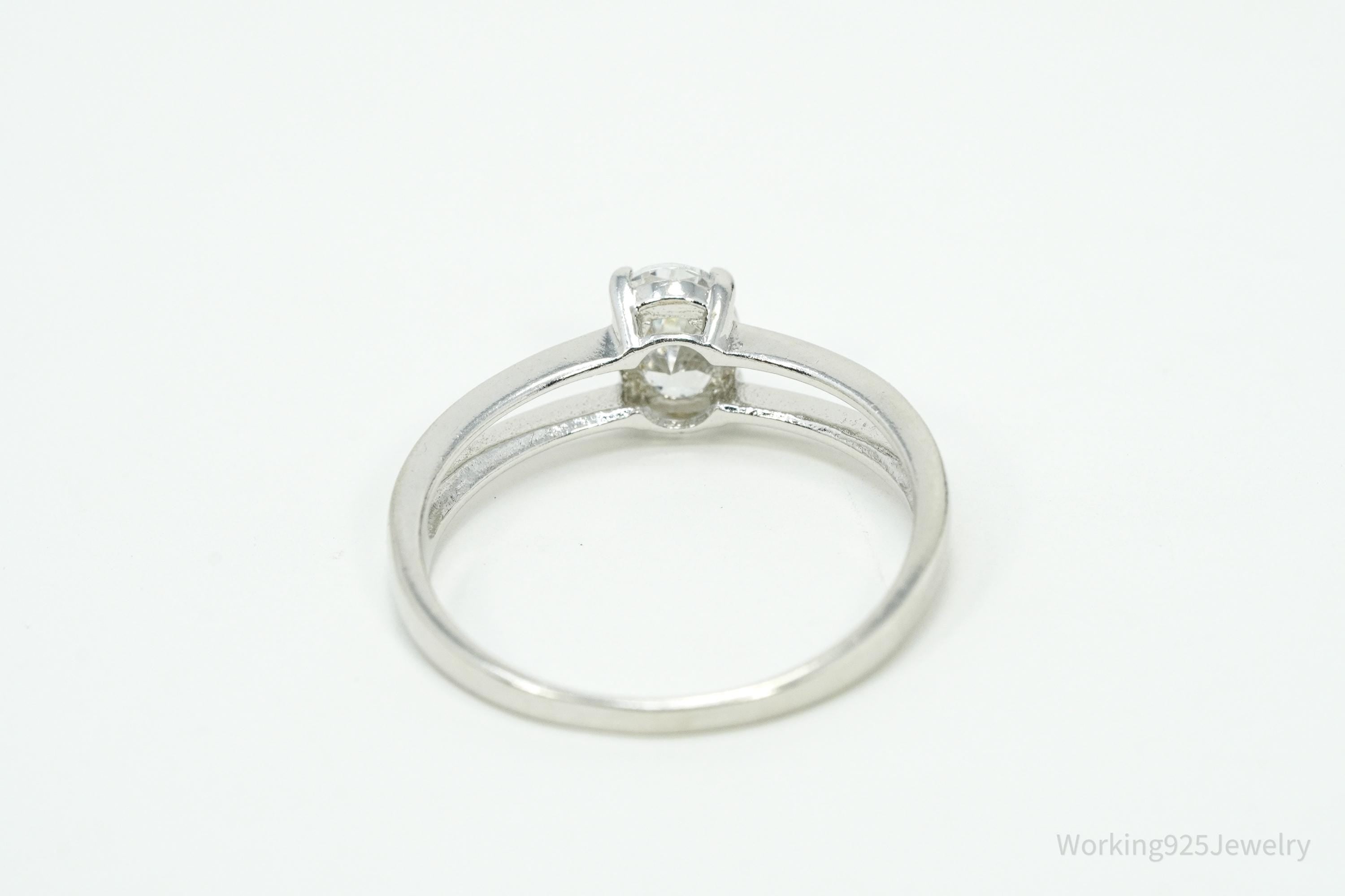 Vintage Cubic Zirconia Sterling Silver Ring - Size 8