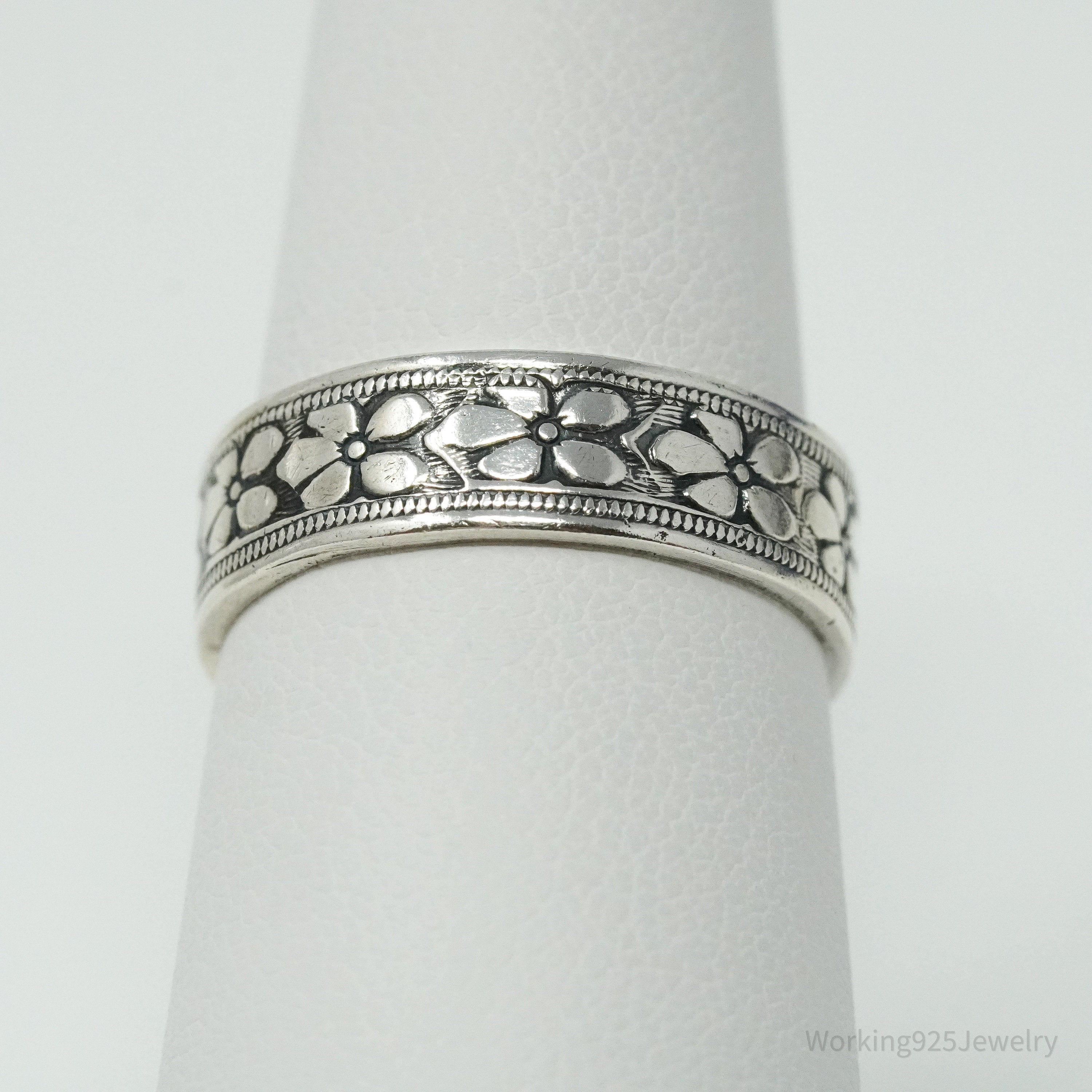Antique Flowers Pattern Sterling Silver Band Ring - Size 6.75