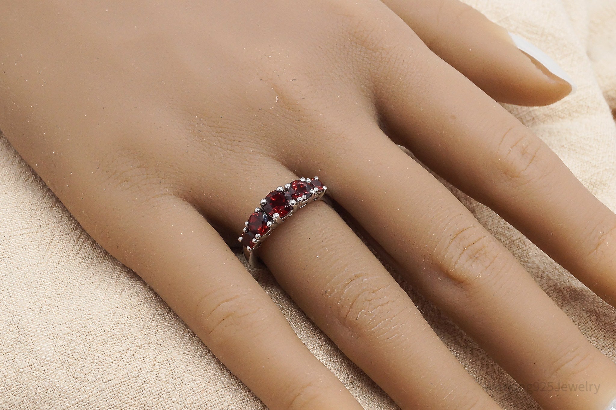 Vintage Garnet Sterling Silver Ring - Size 7