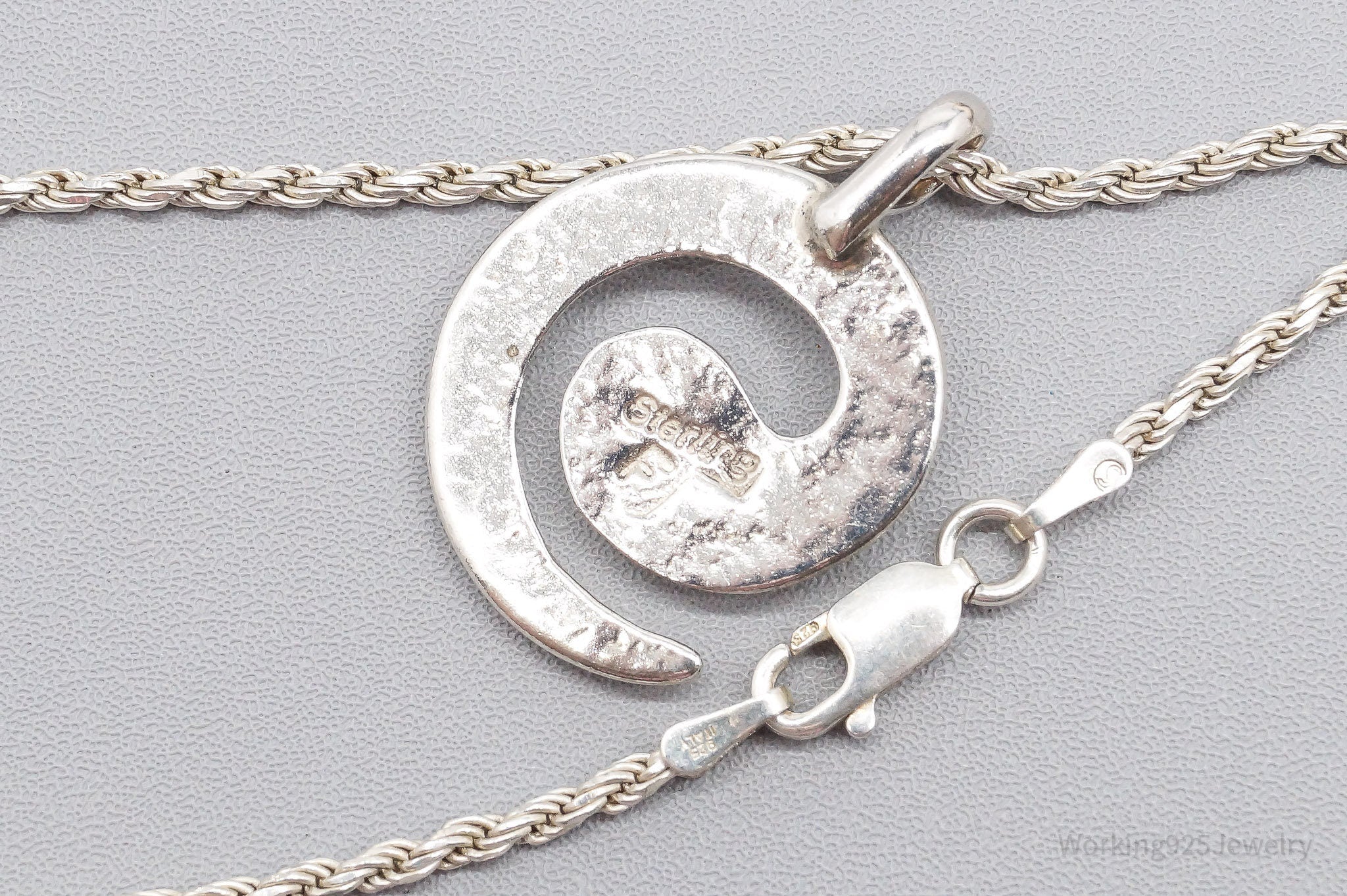 Vintage Native America Spiral Sterling Silver Necklace 24"