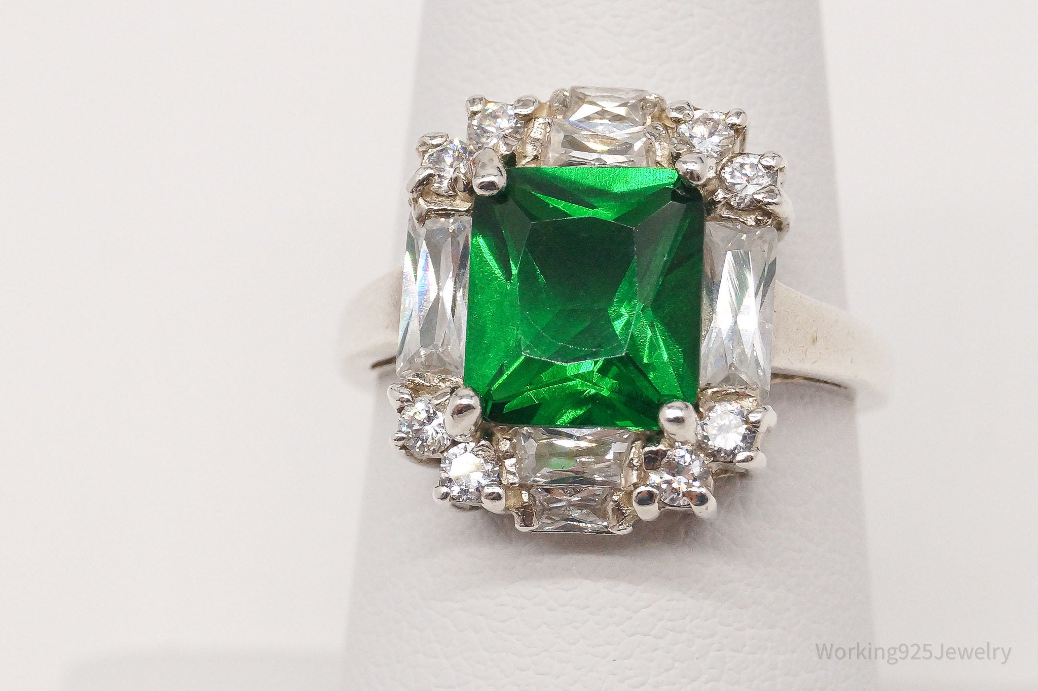 VTG Krementz & Company Simulated Emerald CZ Sterling Silver Ring - SZ 7