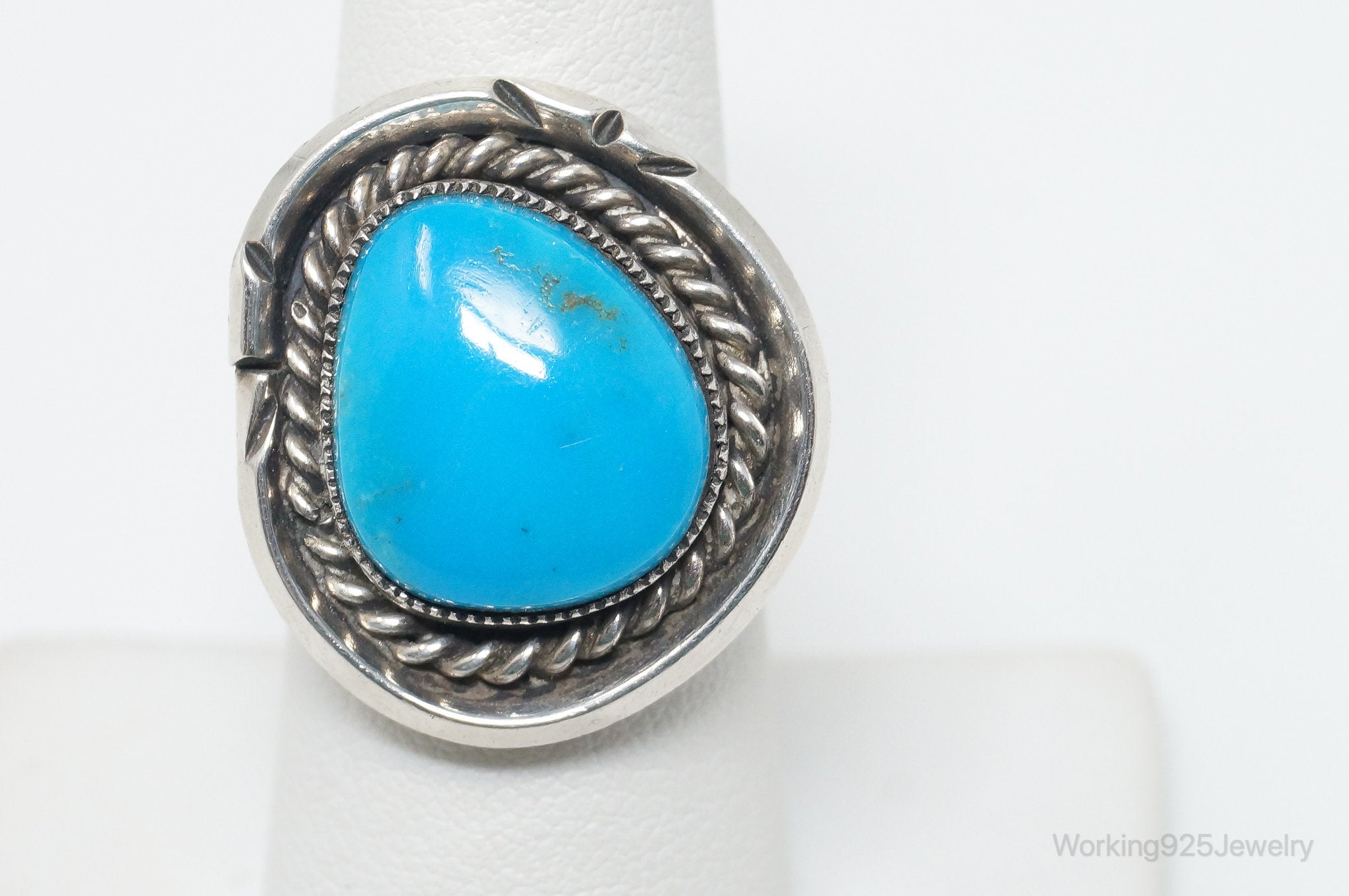 Vintage Native American Turquoise Unsigned Sterling Silver Ring - Sz 6.75