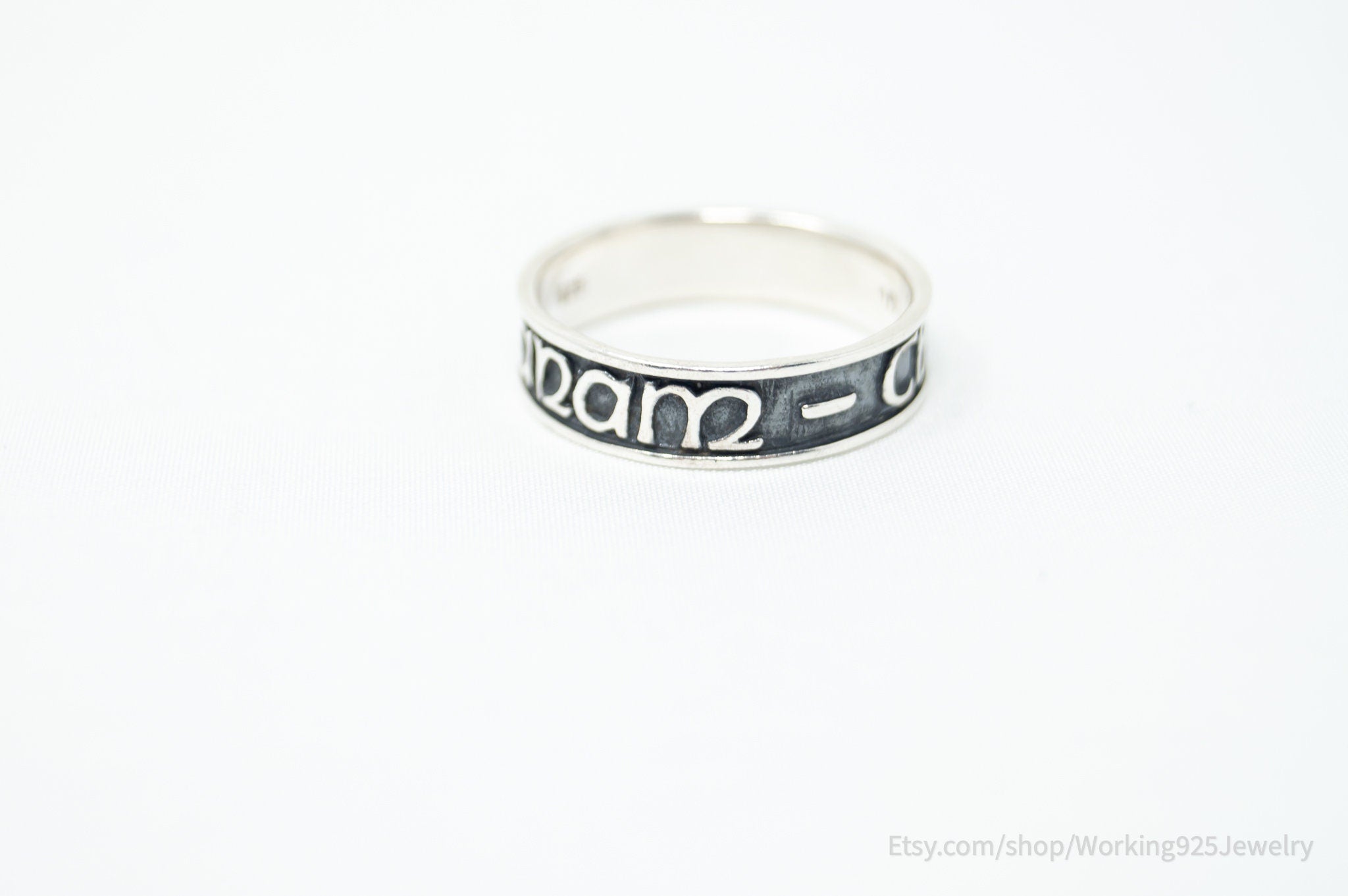 Vintage Anam-Charaid Sterling Silver Oxidized Band Ring - Sz 9.5