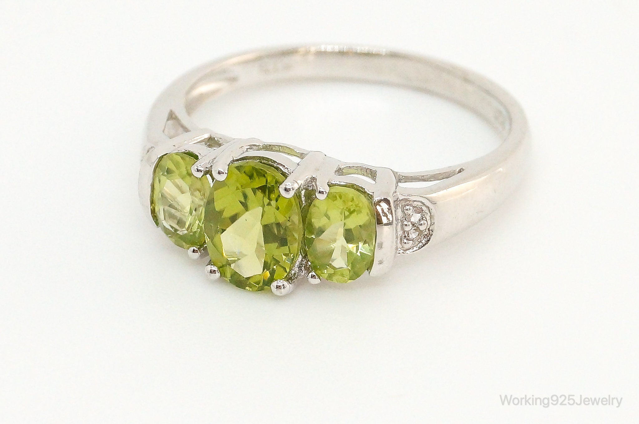 Vintage Peridot Cubic Zirconia Sterling Silver Ring - Size 9