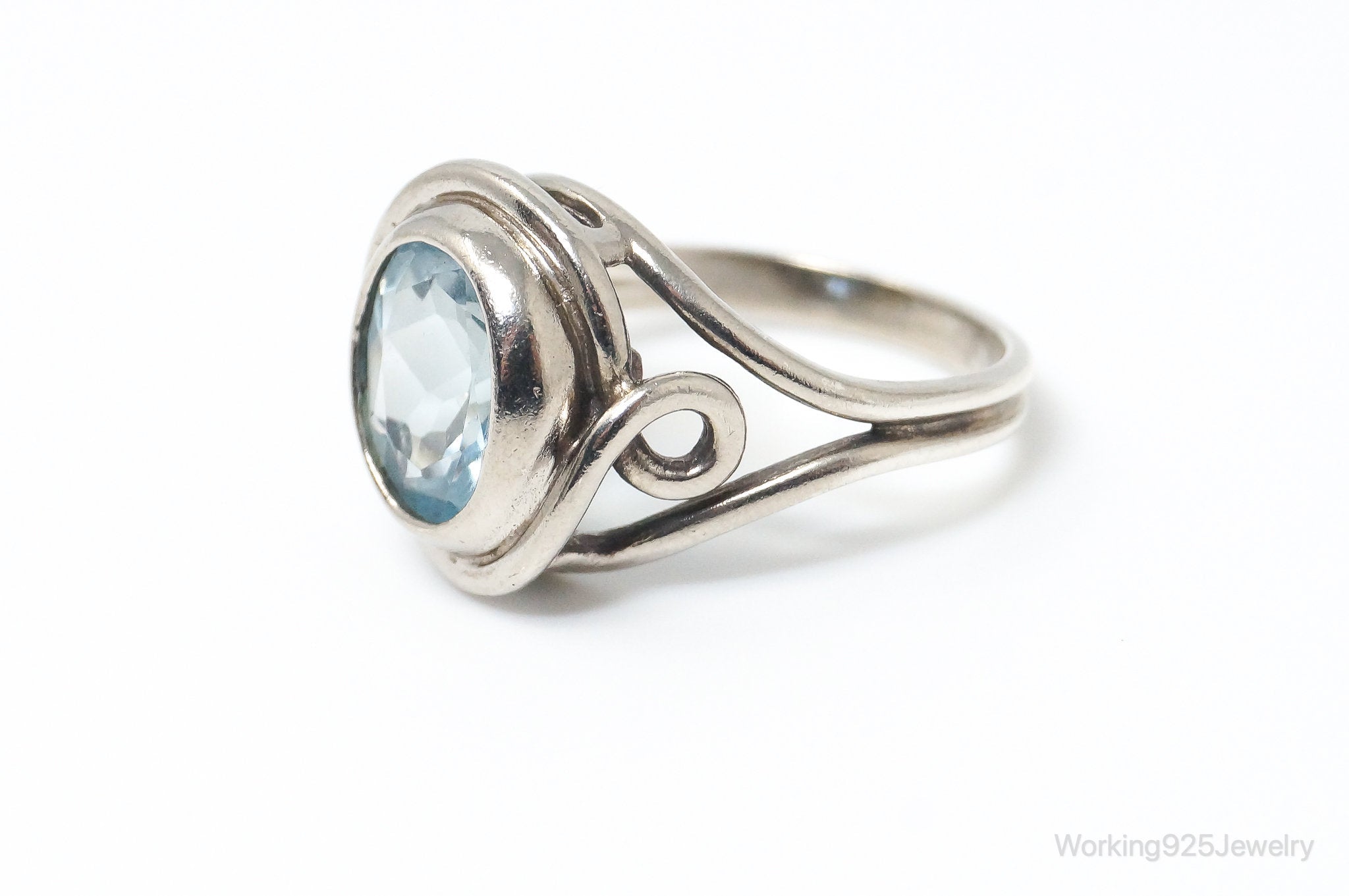 Vintage Modernist Style Blue Topaz Sterling Silver Ring - Size 6