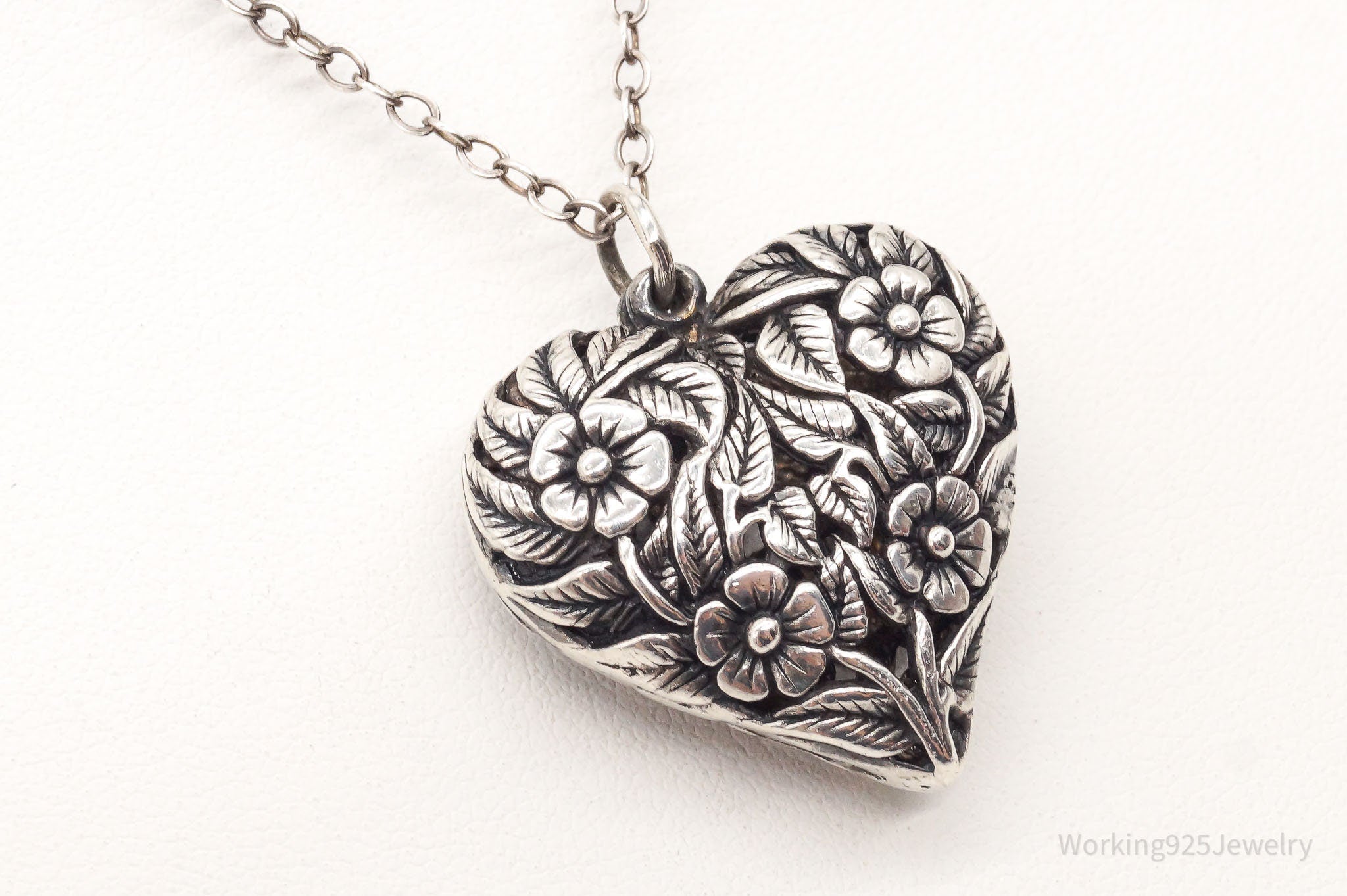 Vintage Large Heart and Flowers Sterling Silver Necklace