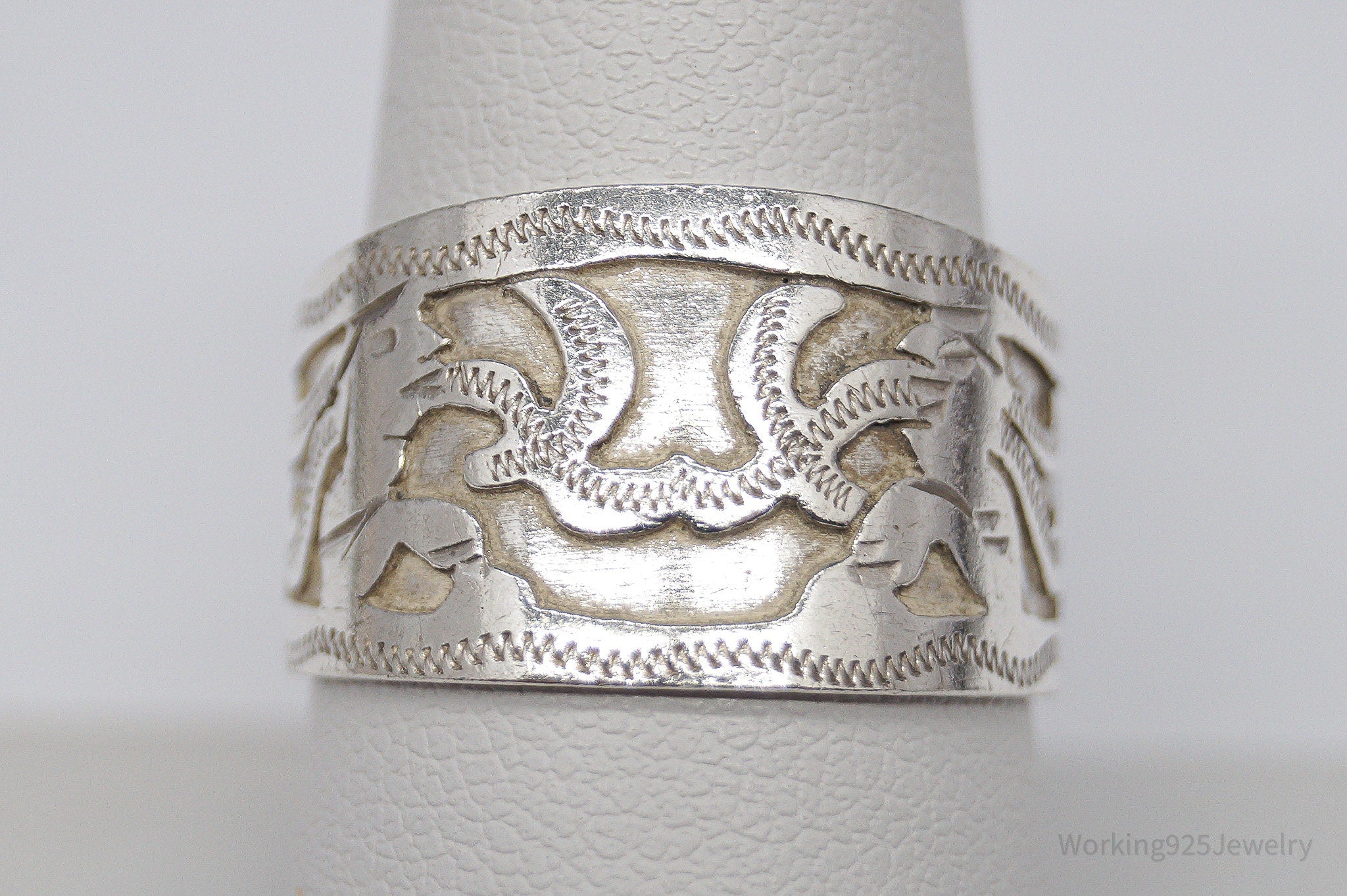 Vintage Guatemala 900 Silver Band Ring Size 9