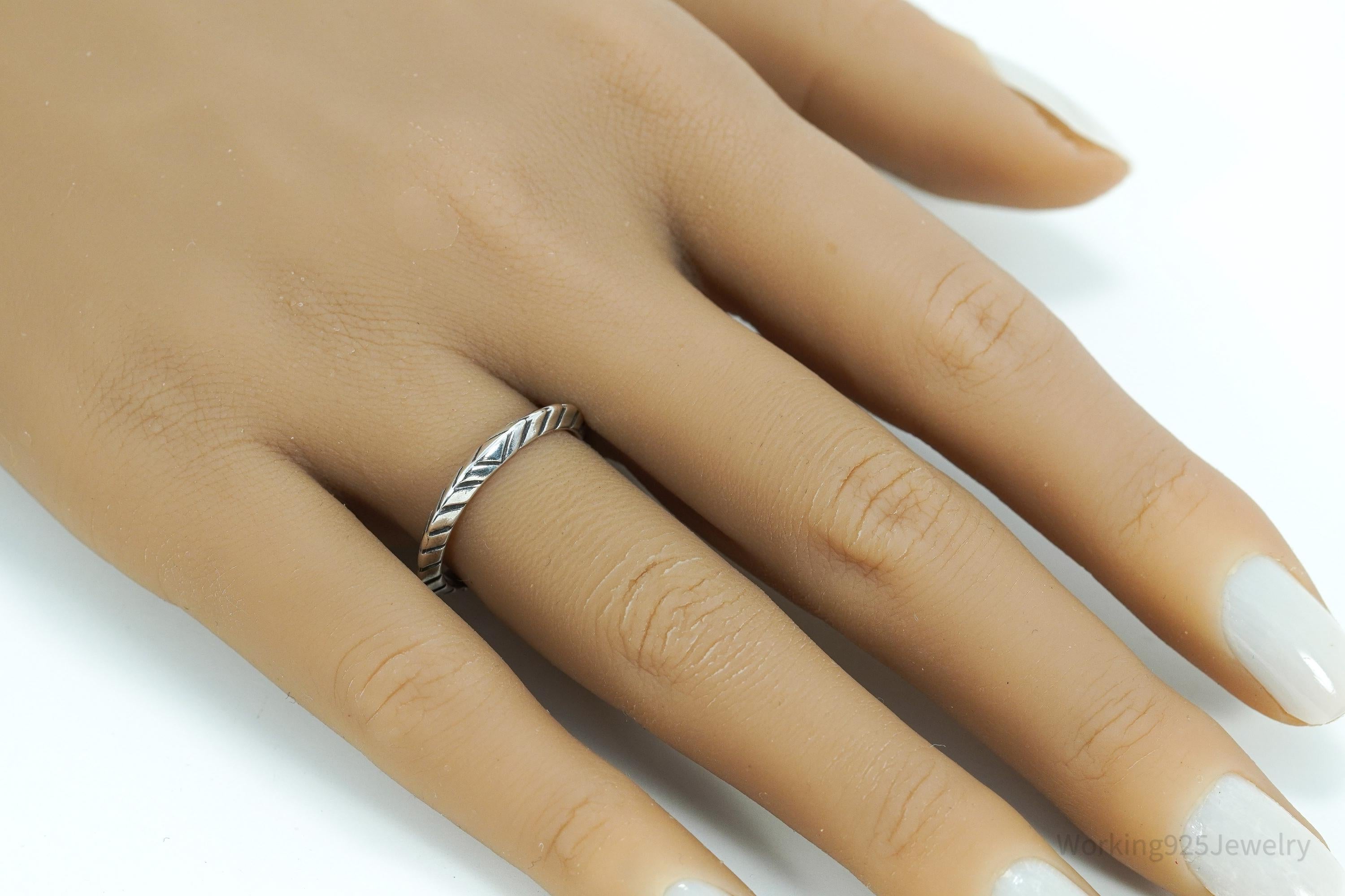 Vintage Native Designer Carolyn Pollack Sterling Silver Band Ring Size 7.75