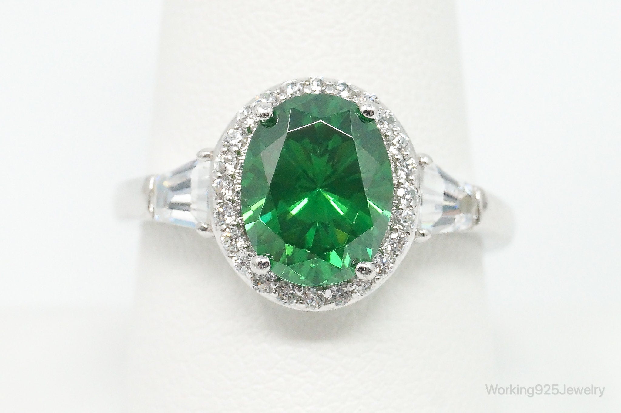 Vintage Large Green Cubic Zirconia Sterling Silver Ring - Size 9.25