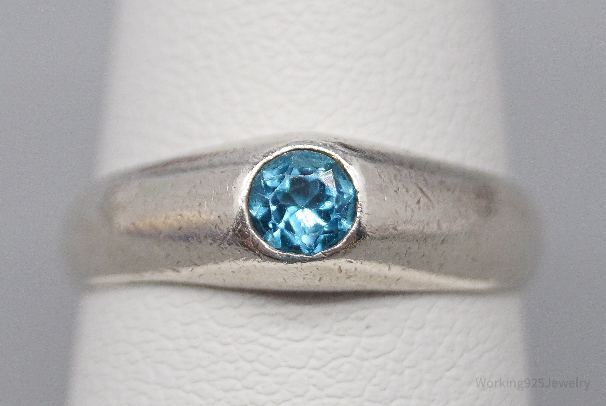 Vintage Blue Topaz Sterling Silver Ring - Size 6.5