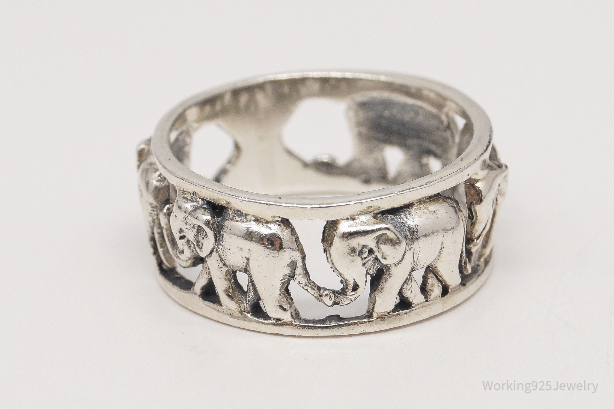 Vintage Elephants Good Luck Sterling Silver Band Ring - Size 7.25