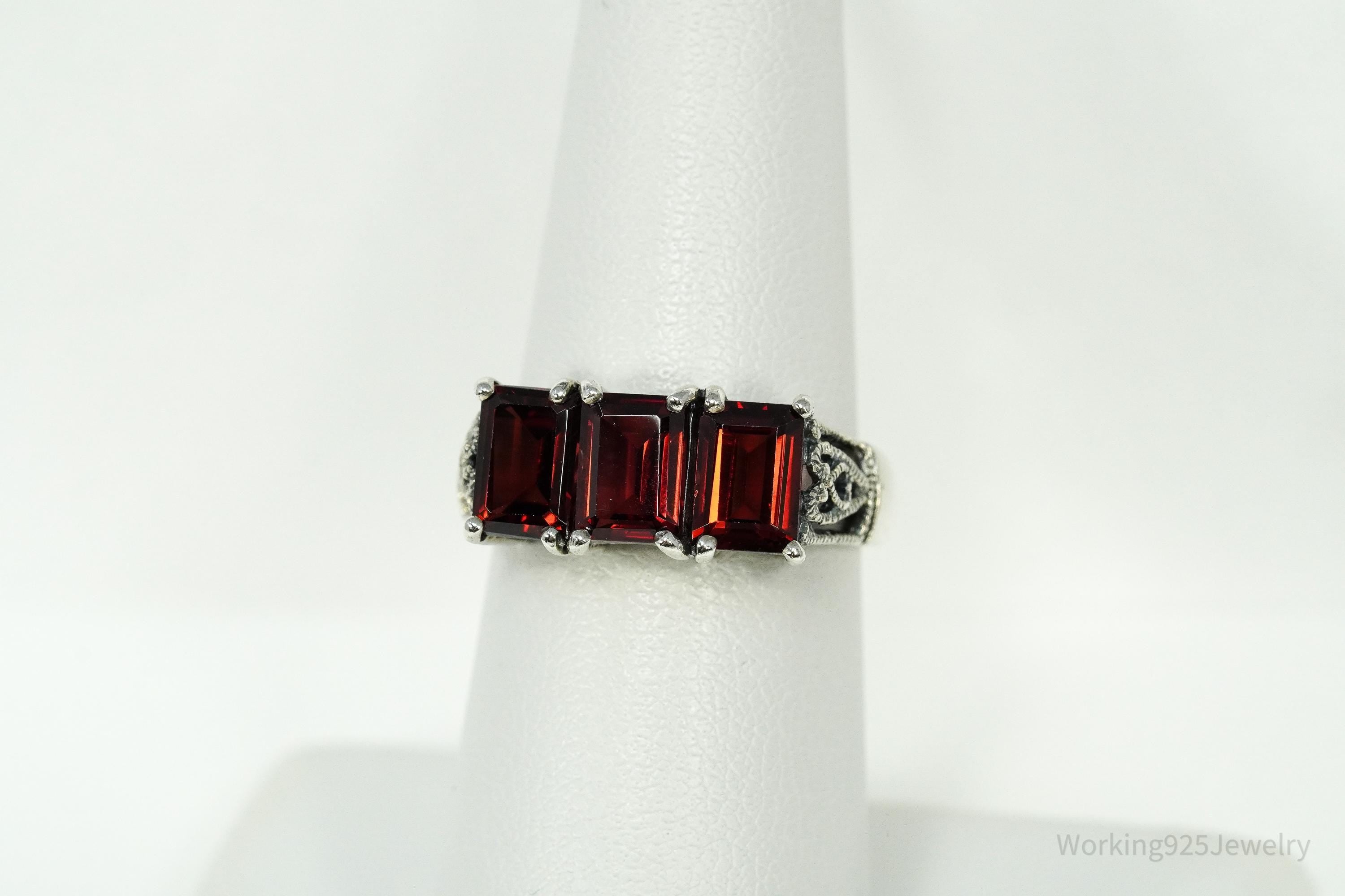 Vintage Garnet Sterling Silver Ring Size 7