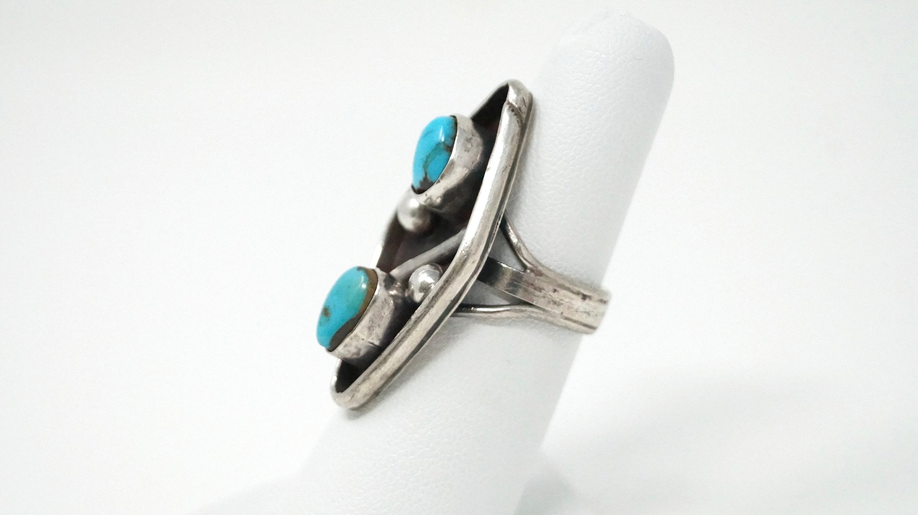 Vintage Southwestern Unsigned Turquoise Sterling Silver Ring - Size 6 -