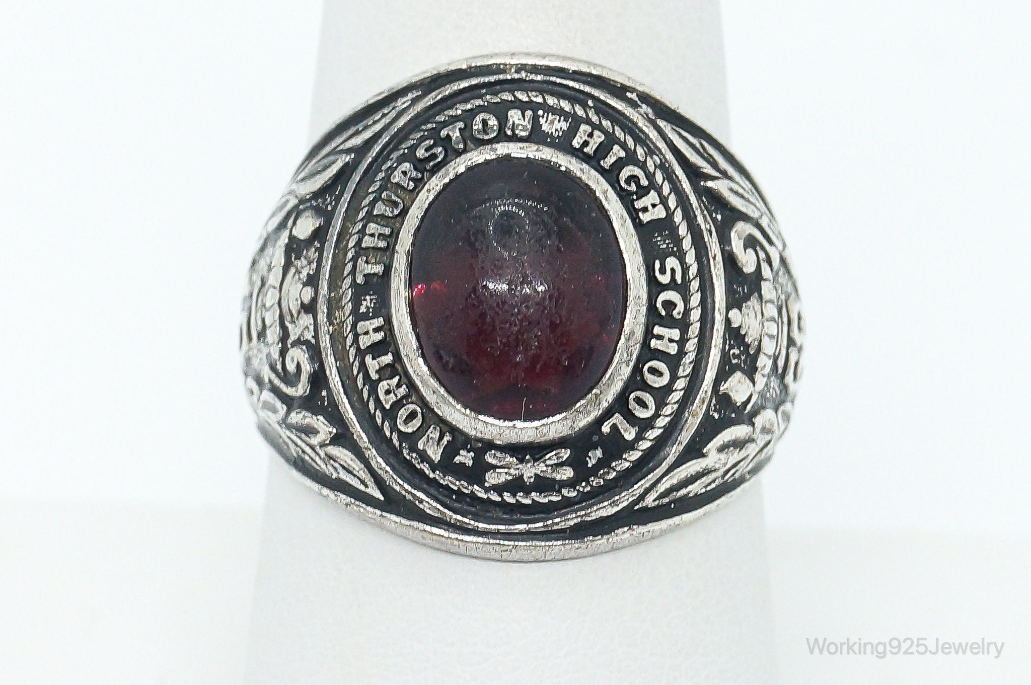 Vintage North Thurston High School 1968 Class Garnet Sterling Silver Ring- SZ 85